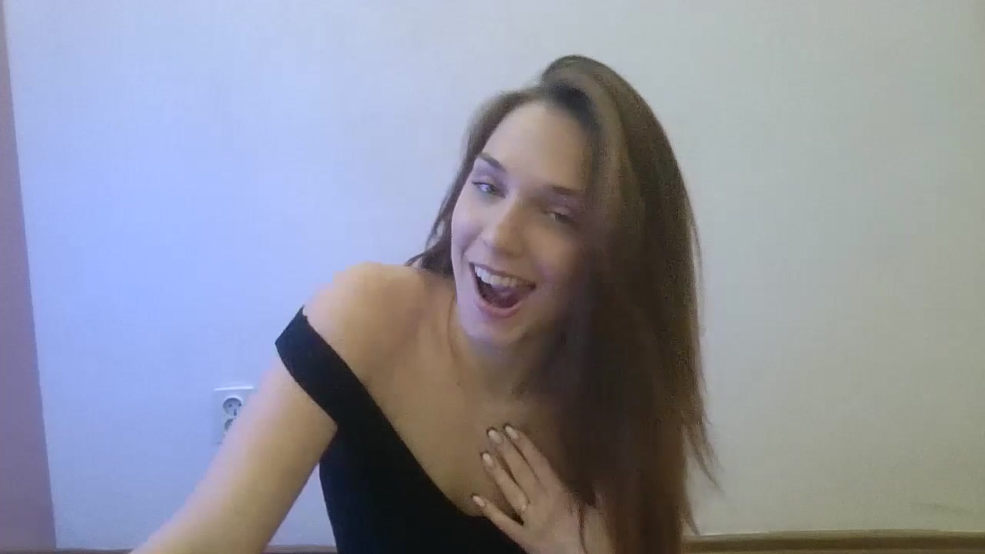 Gallery image thumbnail from HaleyReed's myfreecams stream on, 01/16/2025, 12:07 image 6 of 20