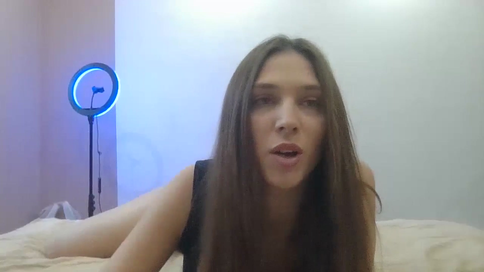 Gallery image thumbnail from HaleyReed's myfreecams stream on, 01/16/2025, 12:07 image 17 of 20