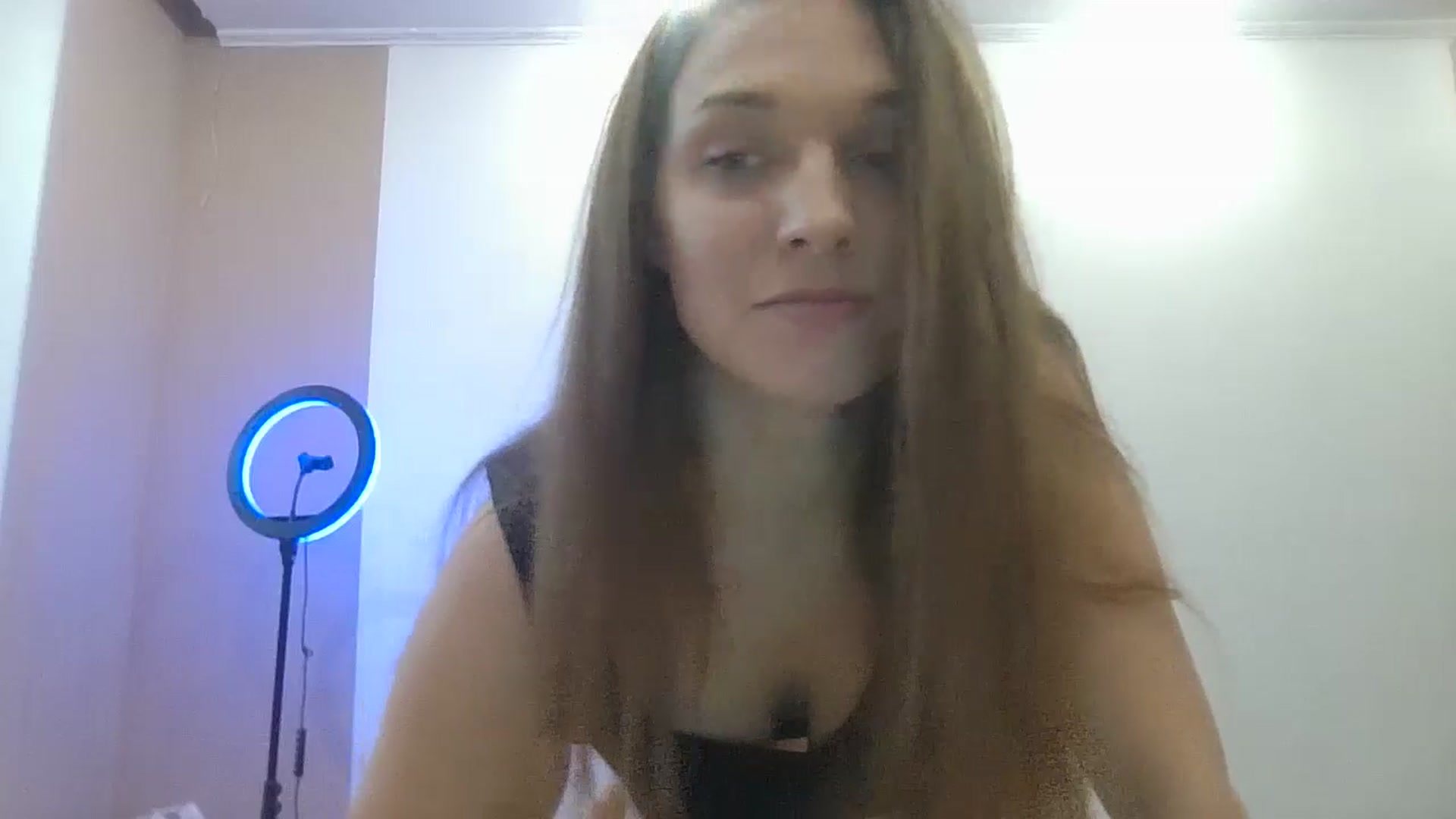 Gallery image thumbnail from HaleyReed's myfreecams stream on, 01/16/2025, 12:07 image 13 of 20