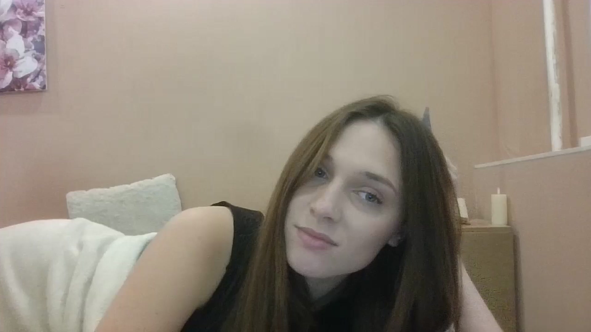 Gallery image thumbnail from HaleyReed's myfreecams stream on, 01/16/2025, 13:48 image 6 of 20