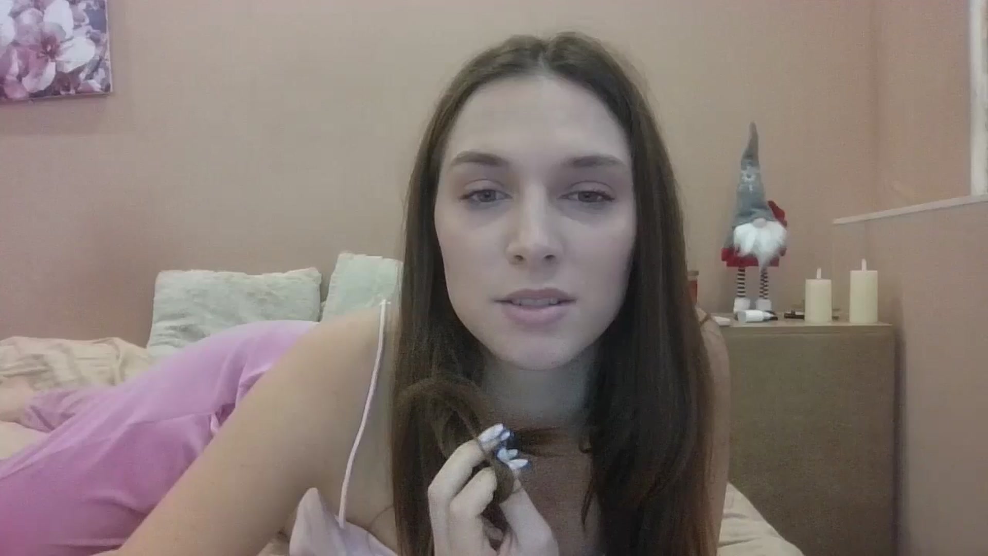 Gallery image thumbnail from HaleyReed's myfreecams stream on, 01/17/2025, 13:13 image 8 of 20