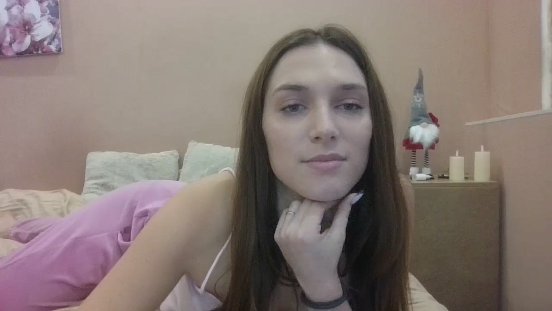 Gallery image thumbnail from HaleyReed's myfreecams stream on, 01/17/2025, 13:13 image 5 of 20