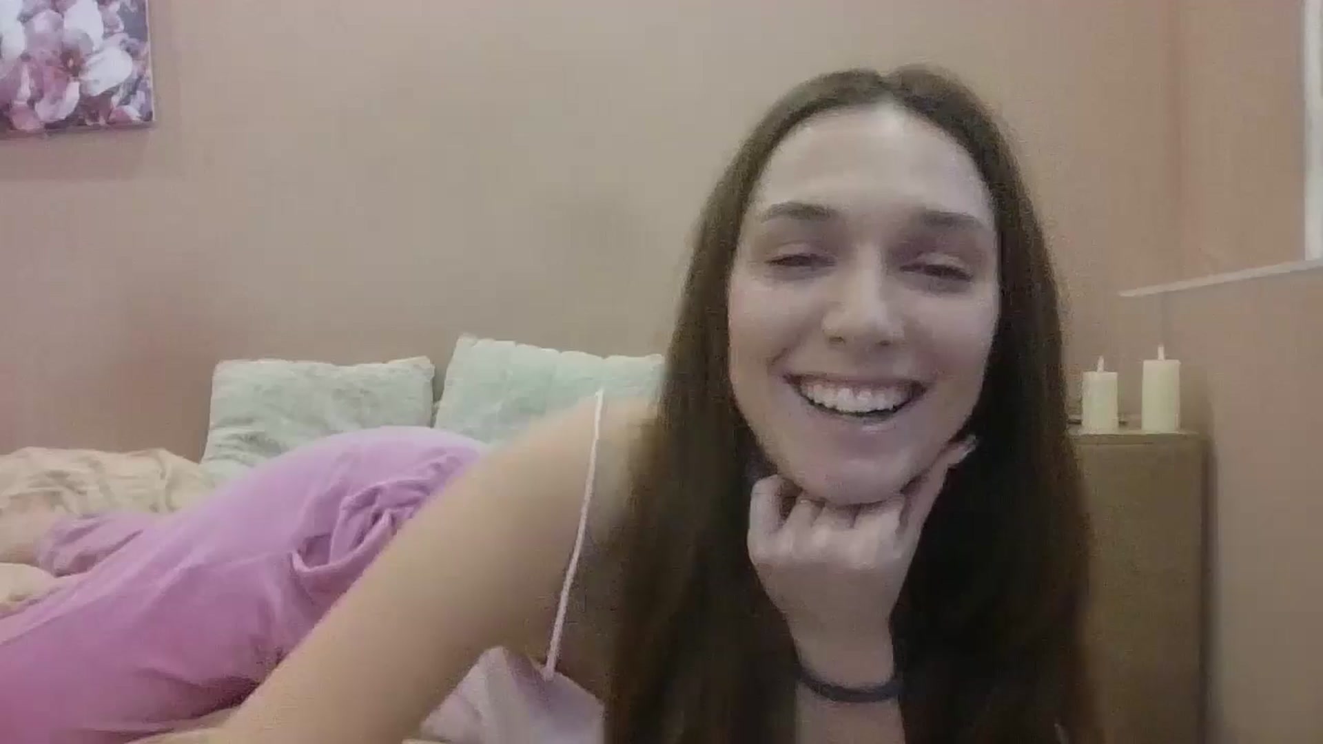 Gallery image thumbnail from HaleyReed's myfreecams stream on, 01/17/2025, 13:13 image 3 of 20