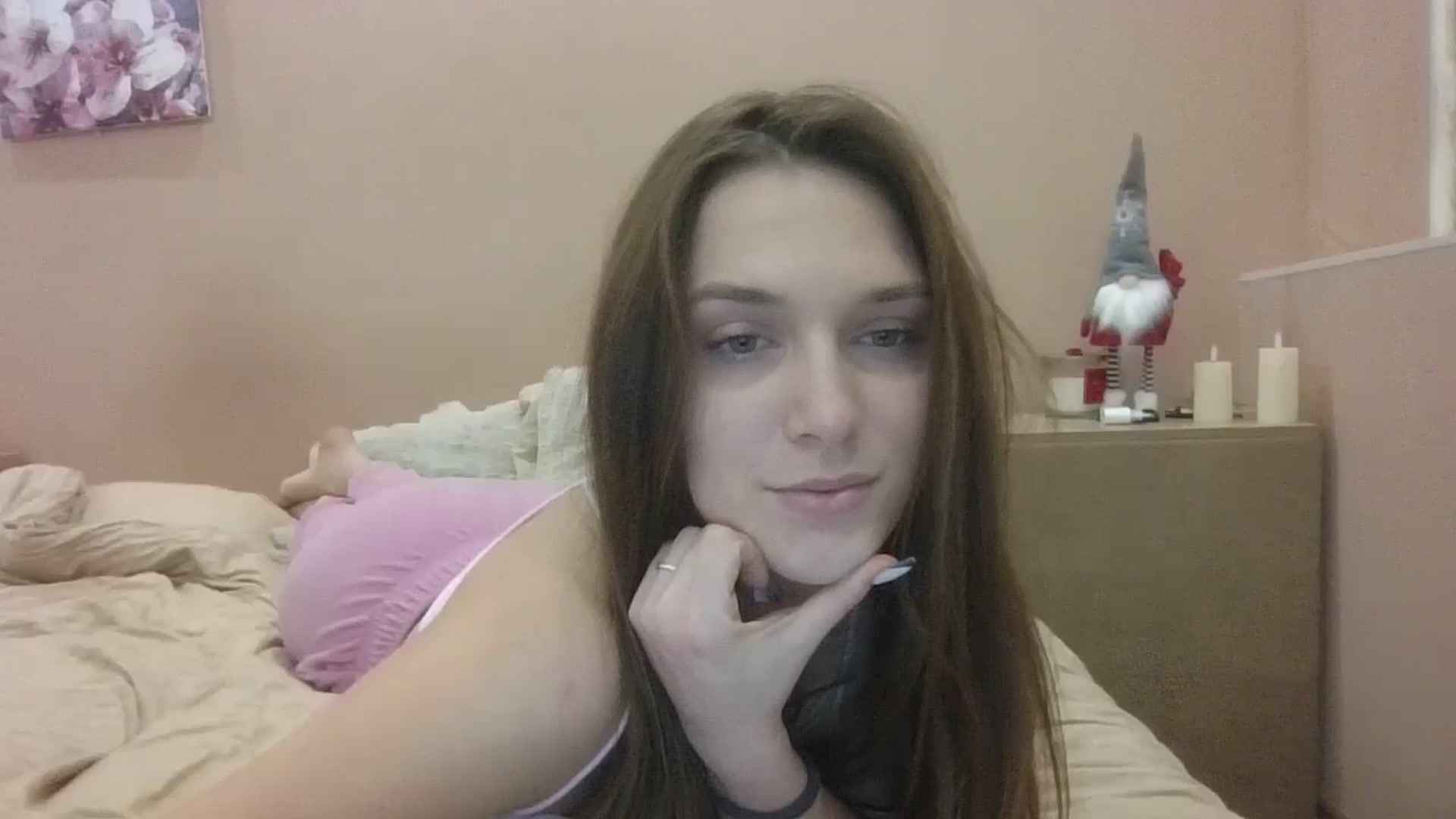 Gallery image thumbnail from HaleyReed's myfreecams stream on, 01/17/2025, 15:32 image 17 of 20