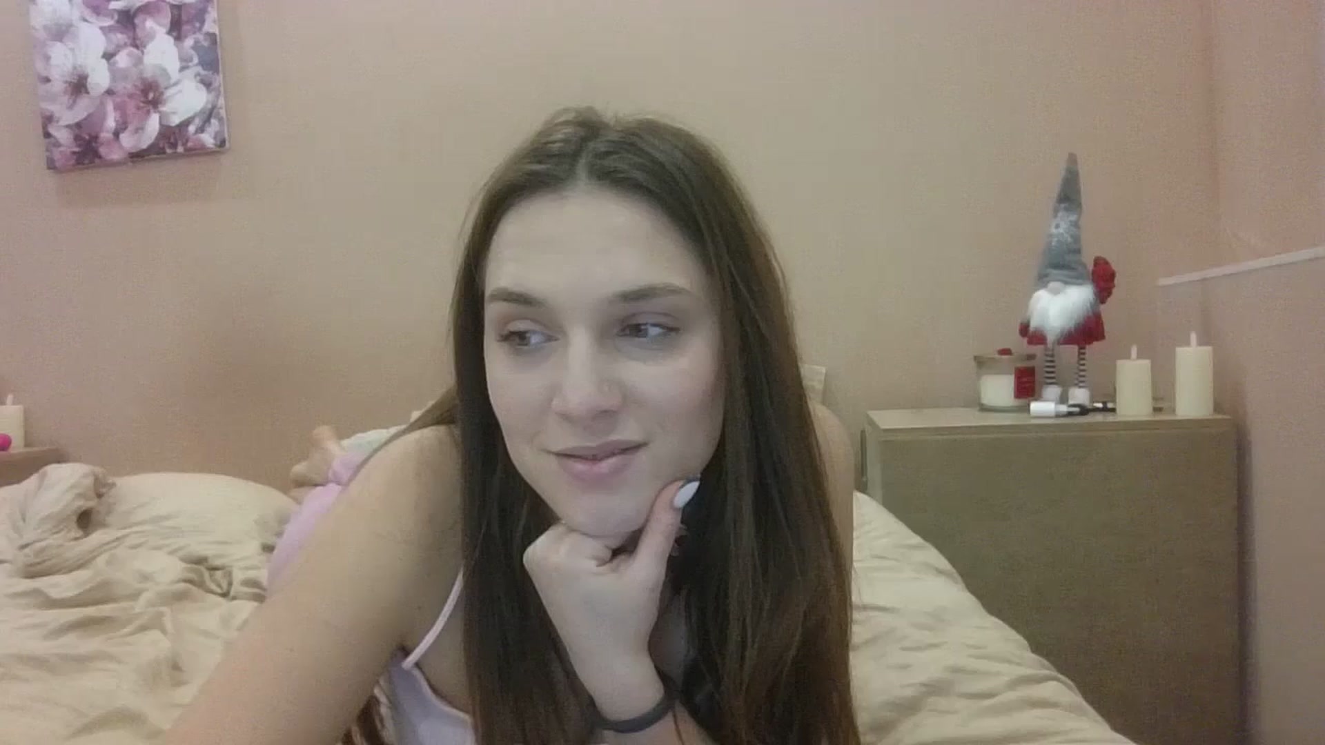 Gallery image thumbnail from HaleyReed's myfreecams stream on, 01/17/2025, 16:22 image 9 of 20