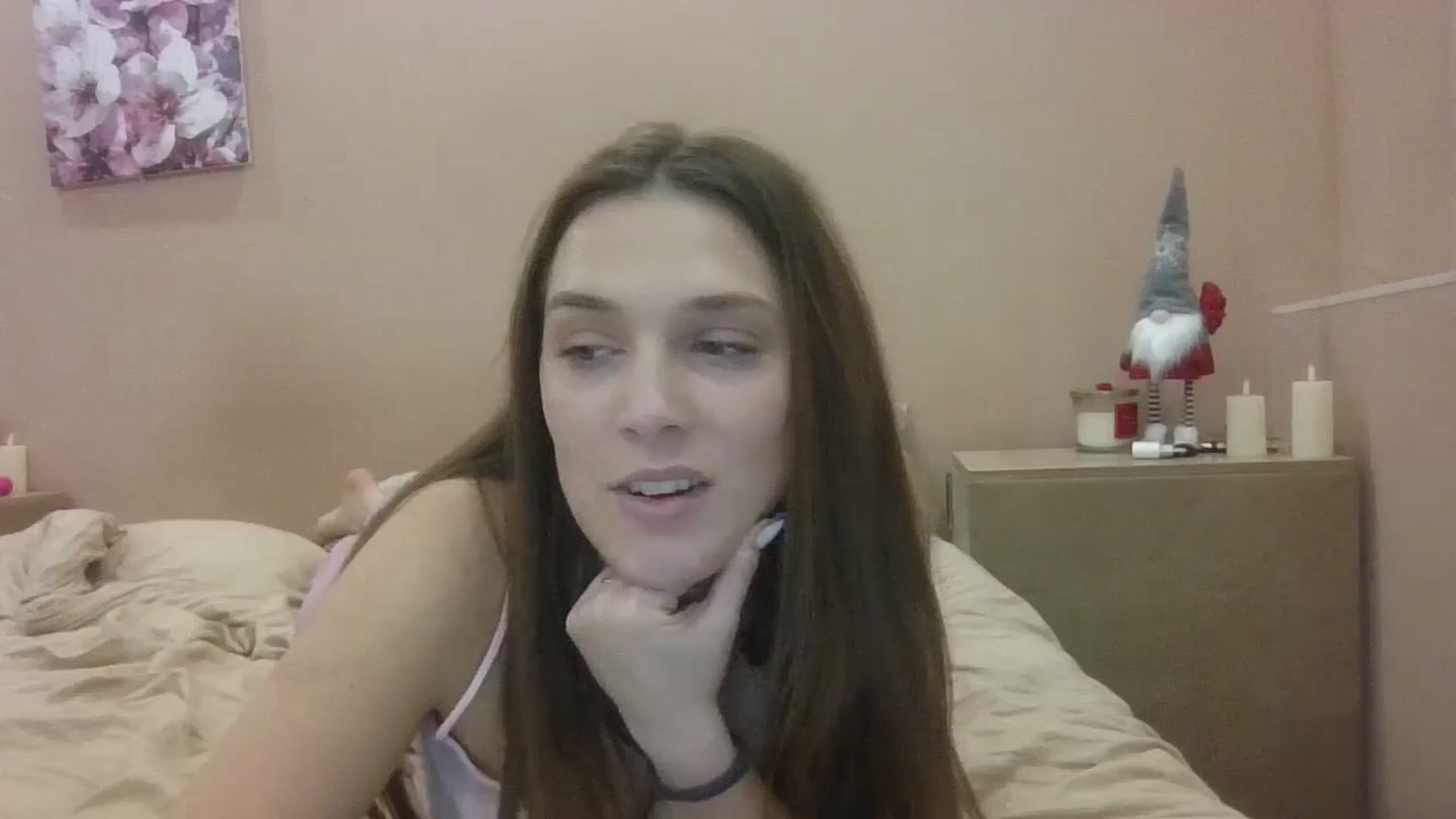 Gallery image thumbnail from HaleyReed's myfreecams stream on, 01/17/2025, 16:22 image 10 of 20