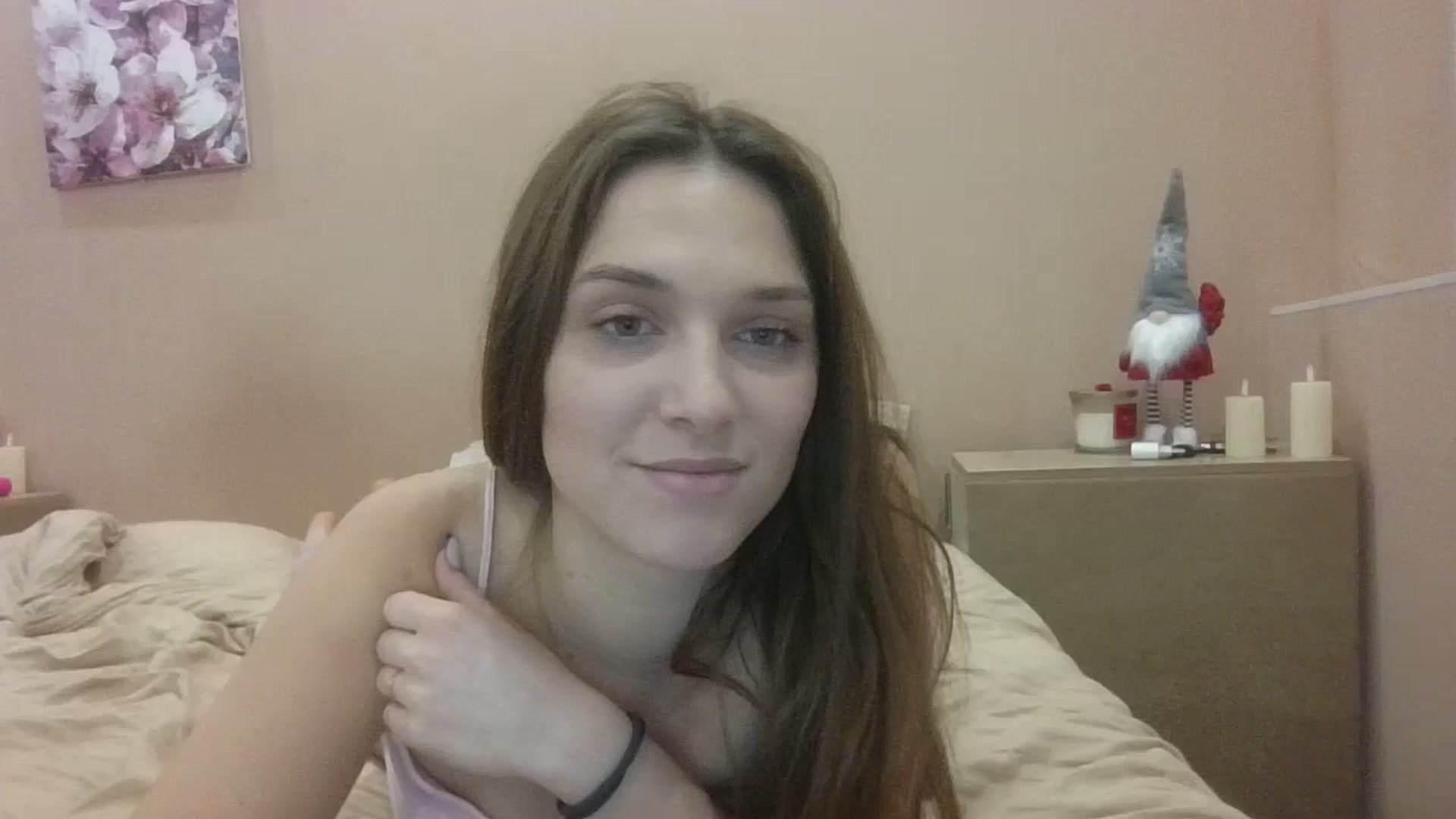 Gallery image thumbnail from HaleyReed's myfreecams stream on, 01/17/2025, 16:22 image 19 of 20