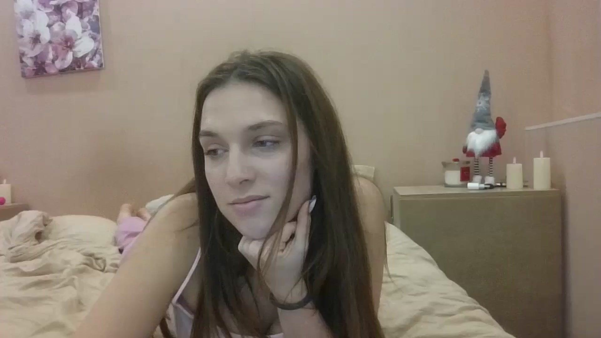 Gallery image thumbnail from HaleyReed's myfreecams stream on, 01/17/2025, 16:22 image 7 of 20