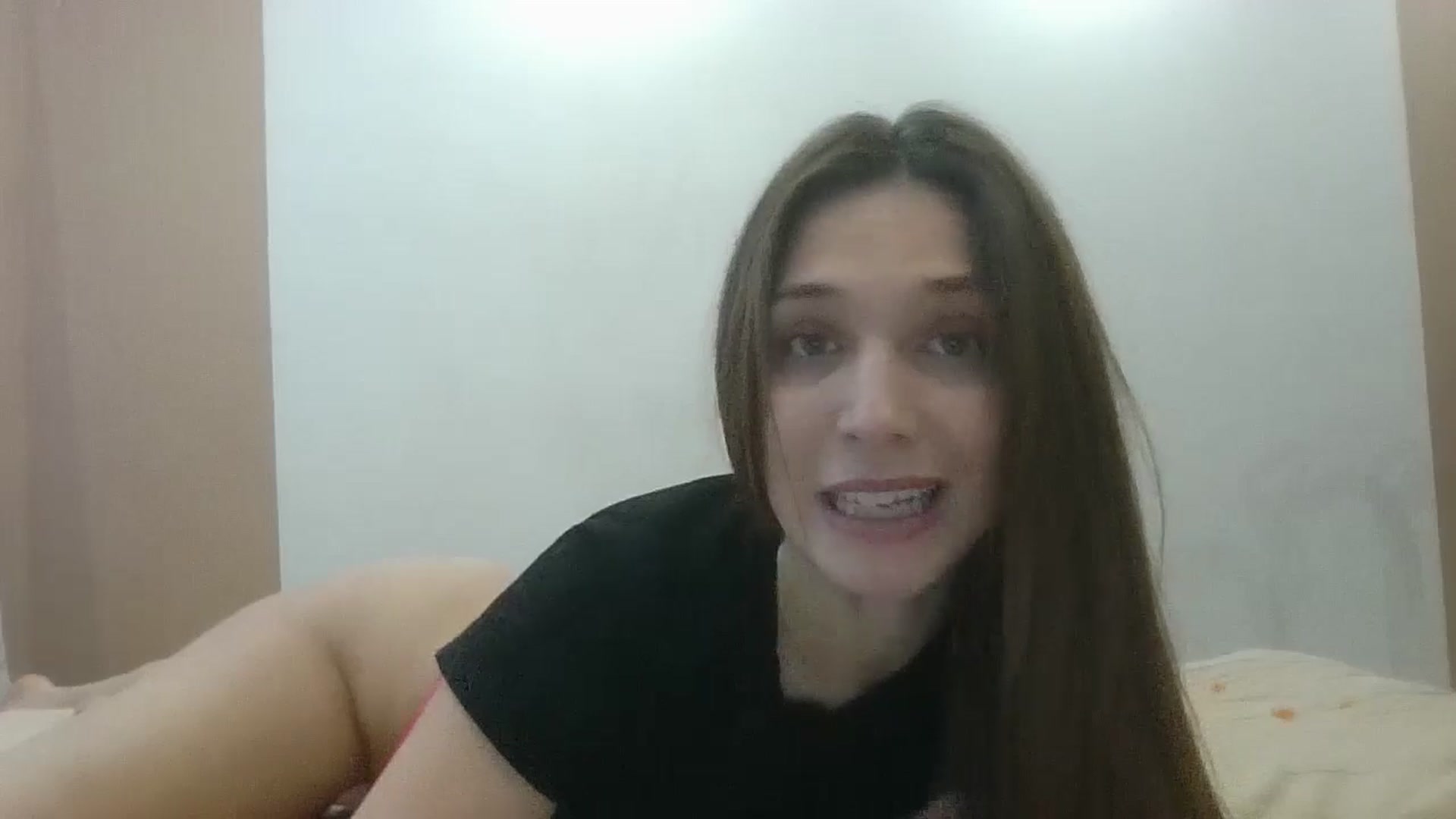 Gallery image thumbnail from HaleyReed's myfreecams stream on, 01/19/2025, 12:59 image 17 of 20