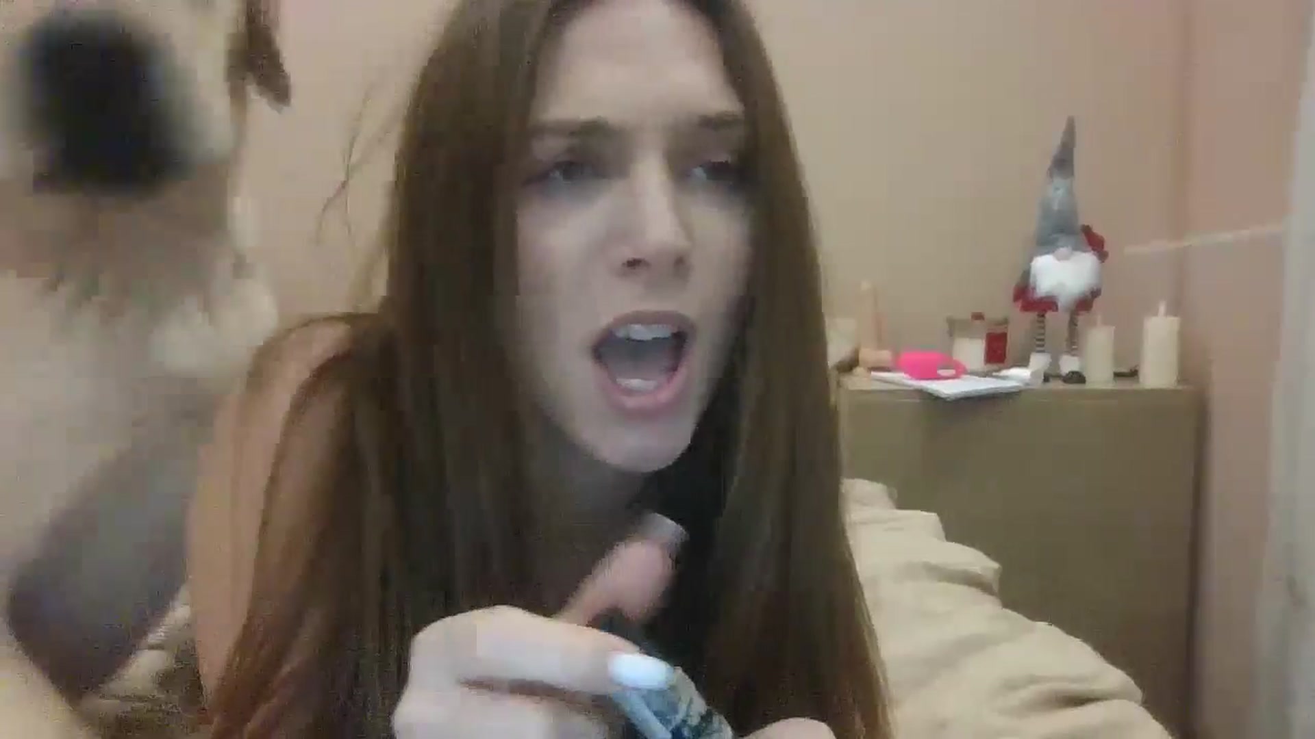 Gallery image thumbnail from HaleyReed's myfreecams stream on, 01/19/2025, 15:49 image 15 of 20