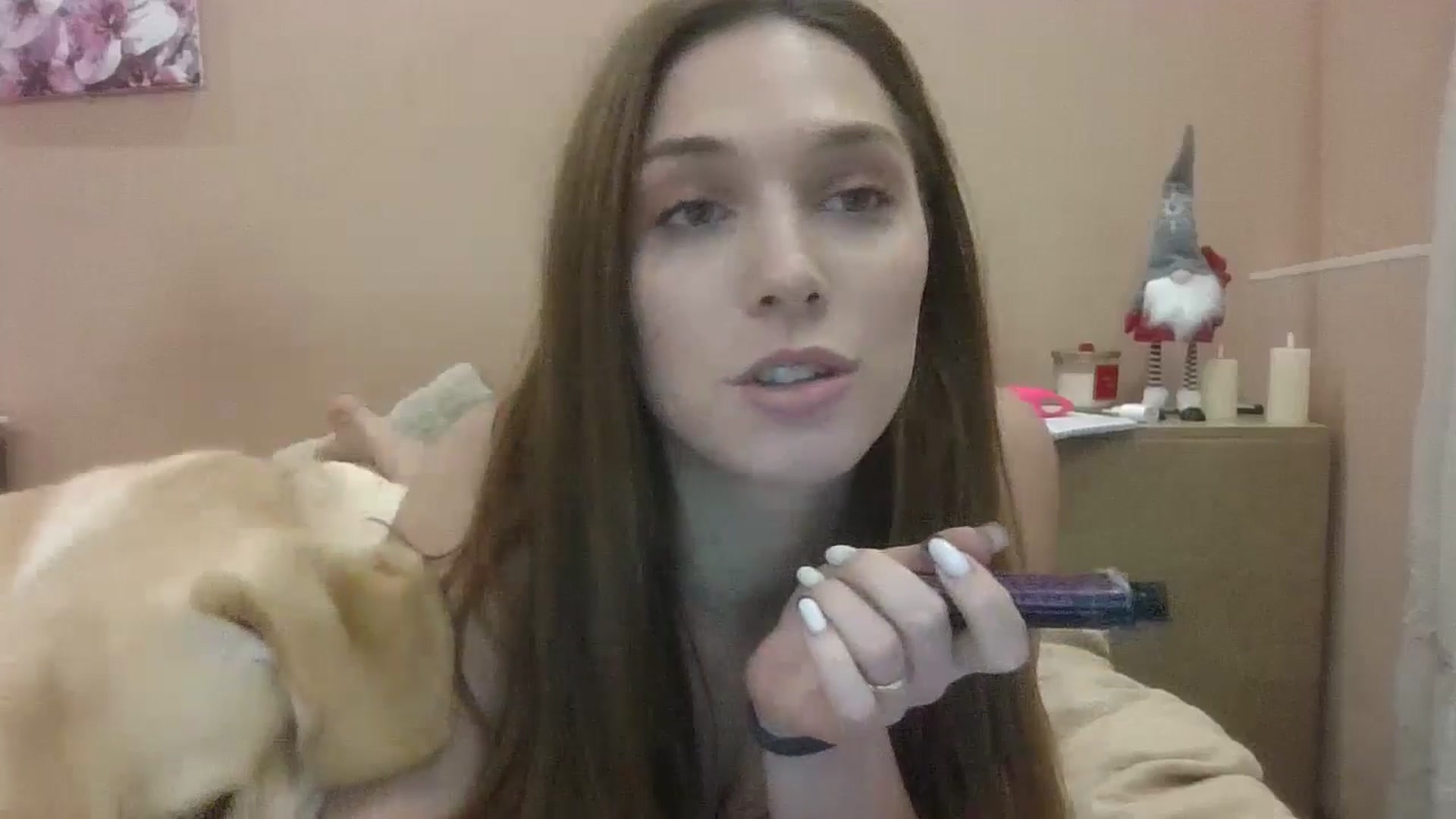 Gallery image thumbnail from HaleyReed's myfreecams stream on, 01/19/2025, 15:49 image 16 of 20