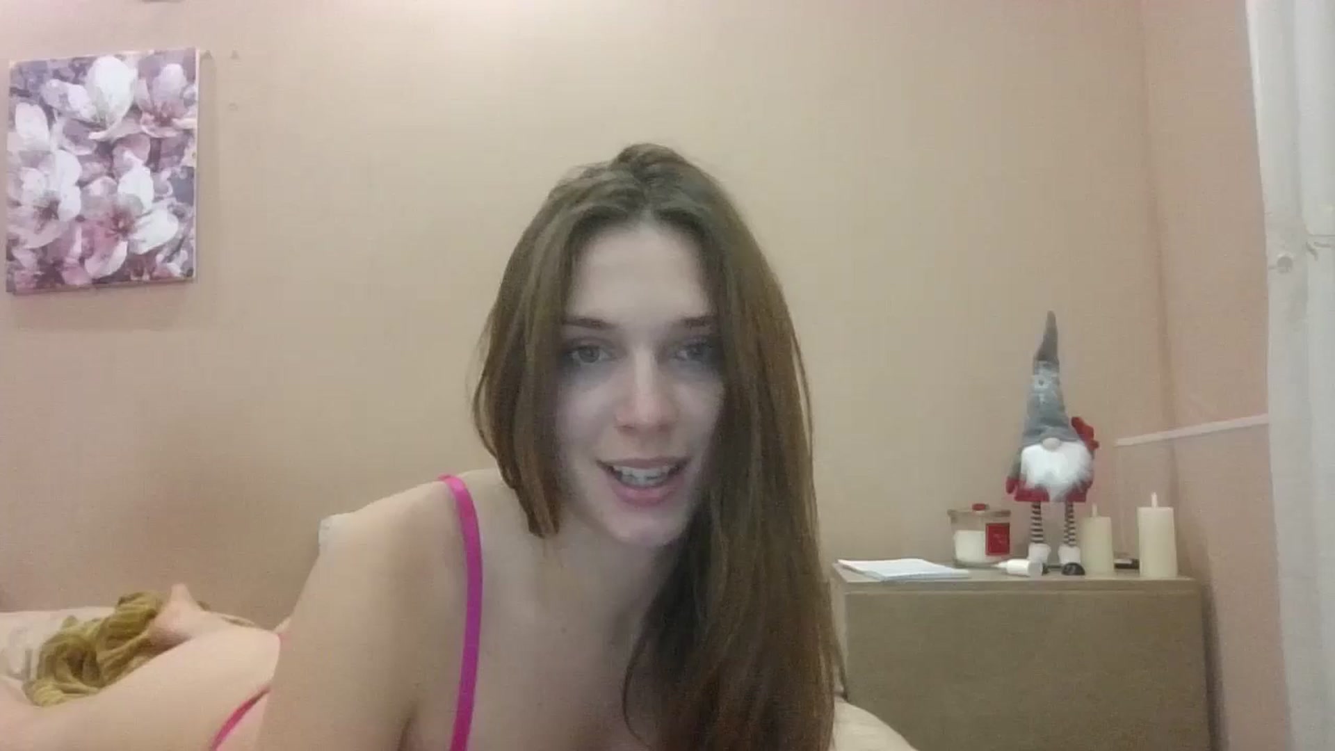 Gallery image thumbnail from HaleyReed's myfreecams stream on, 01/20/2025, 18:32 image 6 of 20