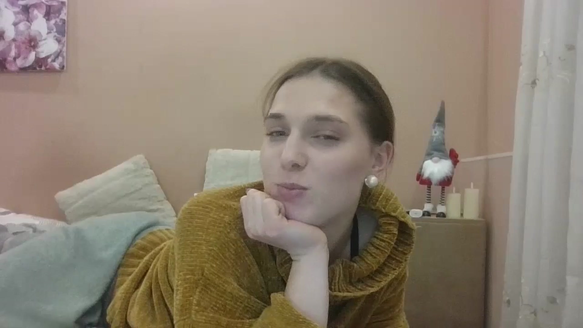 Gallery image thumbnail from HaleyReed's myfreecams stream on, 01/24/2025, 15:30 image 14 of 20