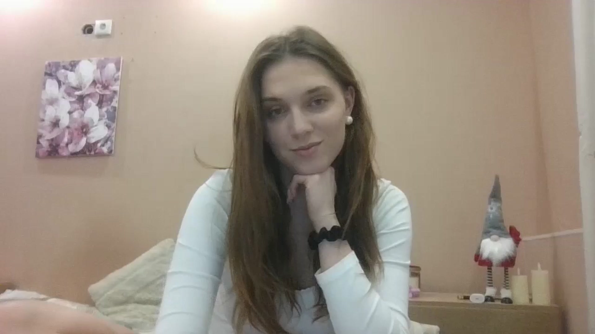 Gallery image thumbnail from HaleyReed's myfreecams stream on, 01/24/2025, 16:31 image 15 of 20