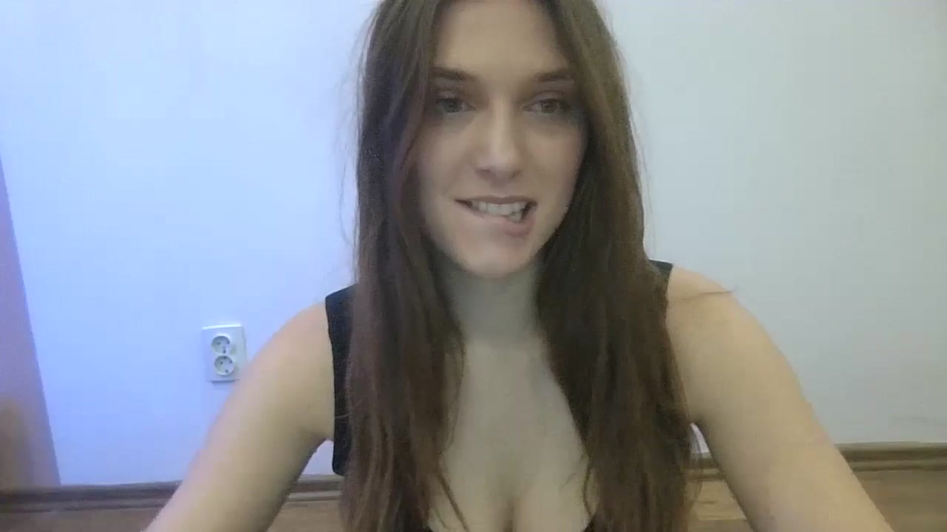 Gallery image thumbnail from HaleyReed's myfreecams stream on, 01/26/2025, 14:16 image 17 of 20