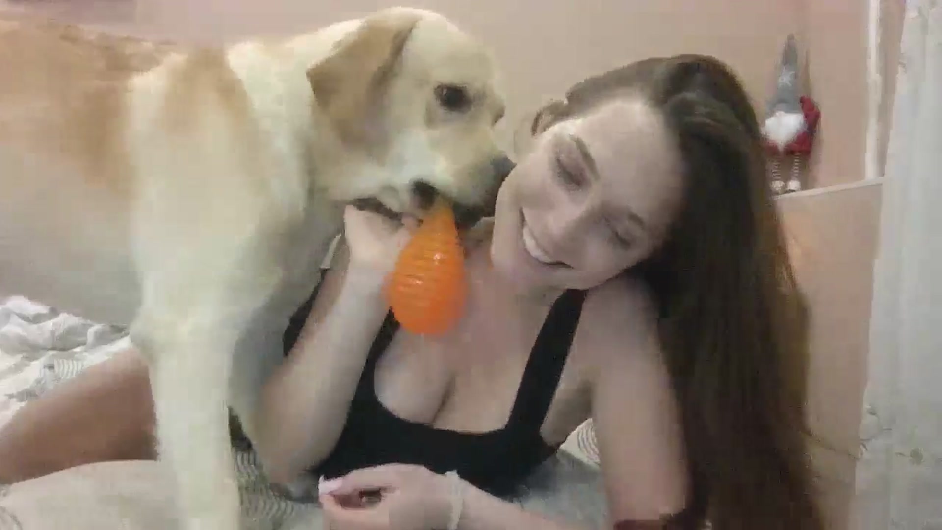 Gallery image thumbnail from HaleyReed's myfreecams stream on, 01/28/2025, 14:37 image 4 of 20