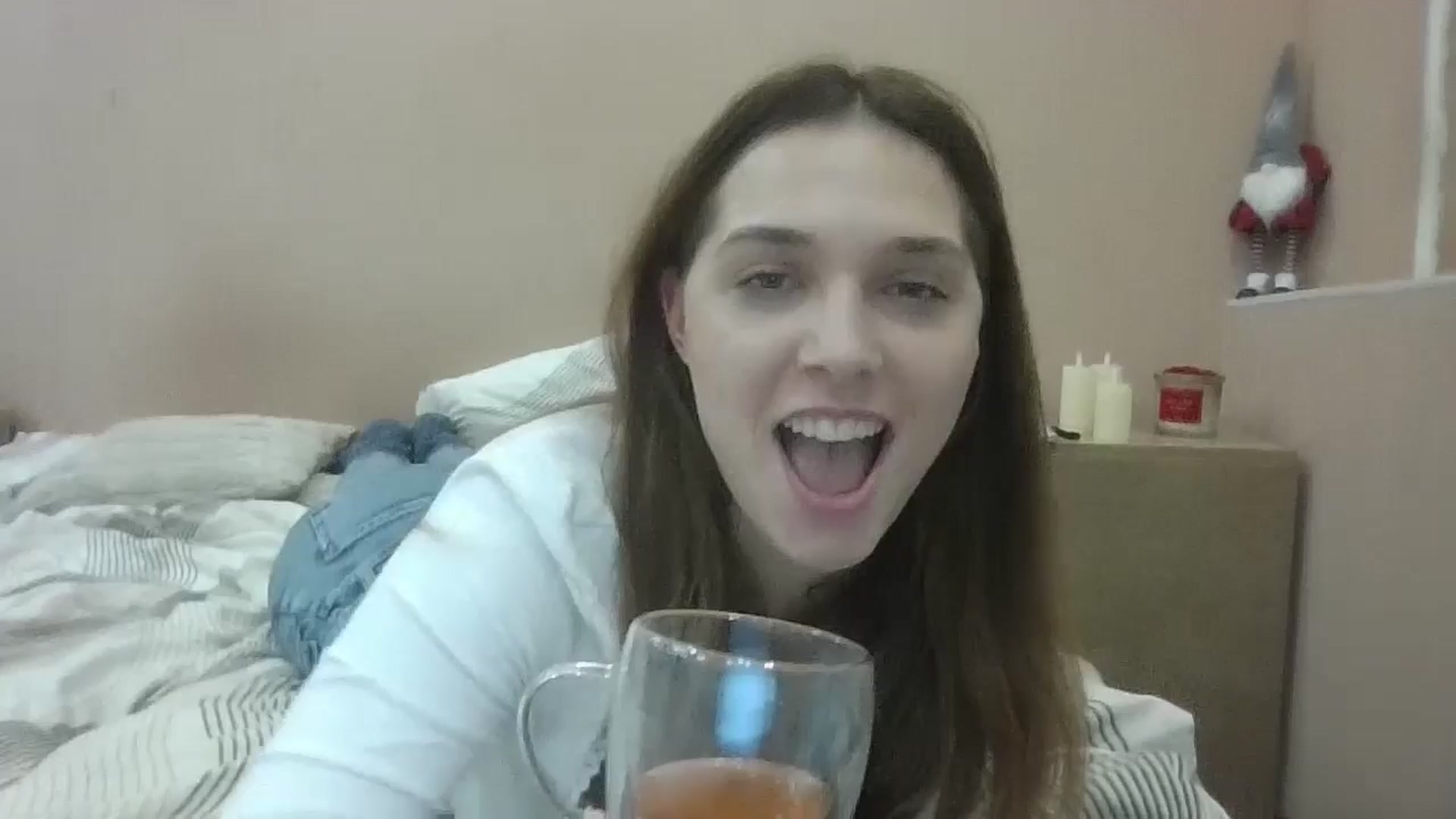 Gallery image thumbnail from HaleyReed's myfreecams stream on, 01/29/2025, 18:28 image 1 of 20