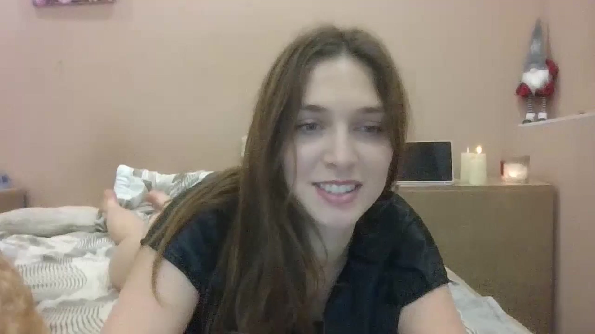 Gallery image thumbnail from HaleyReed's myfreecams stream on, 01/30/2025, 15:32 image 14 of 20