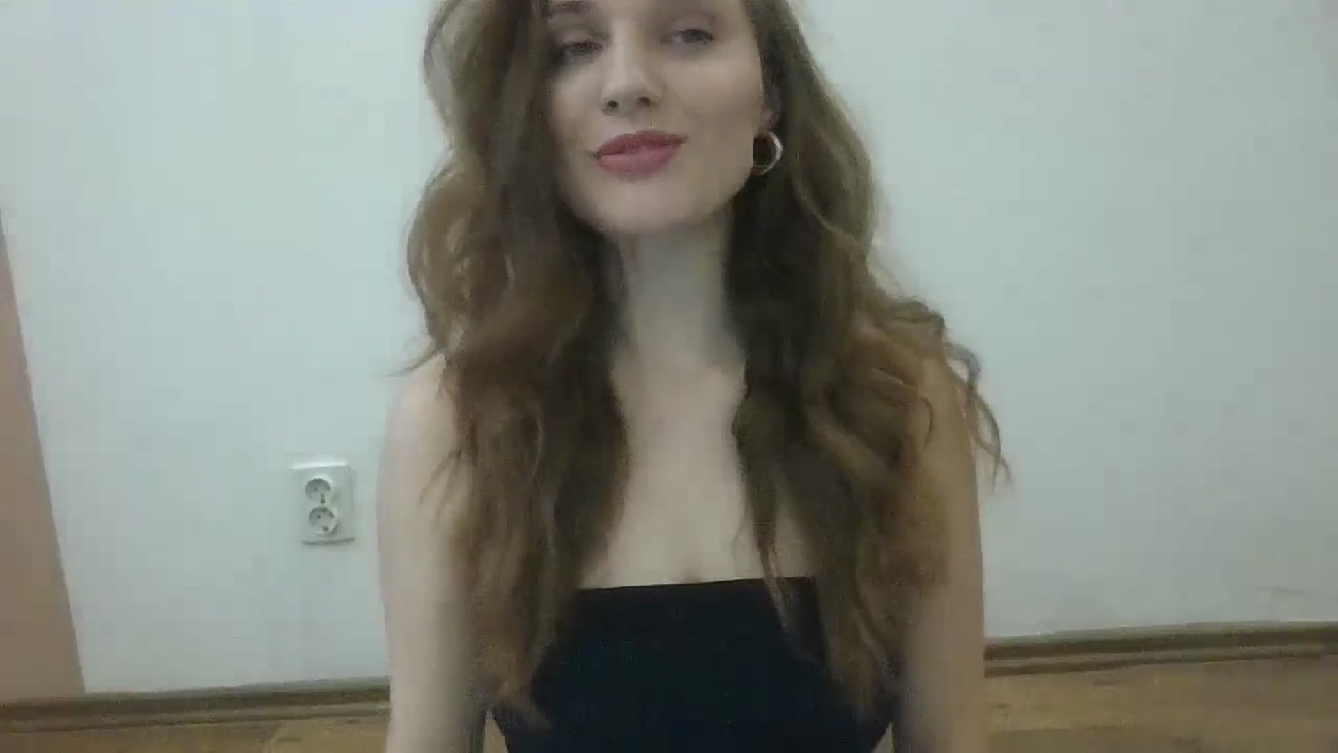 Gallery image thumbnail from HaleyReed's myfreecams stream on, 02/03/2025, 13:06 image 4 of 20