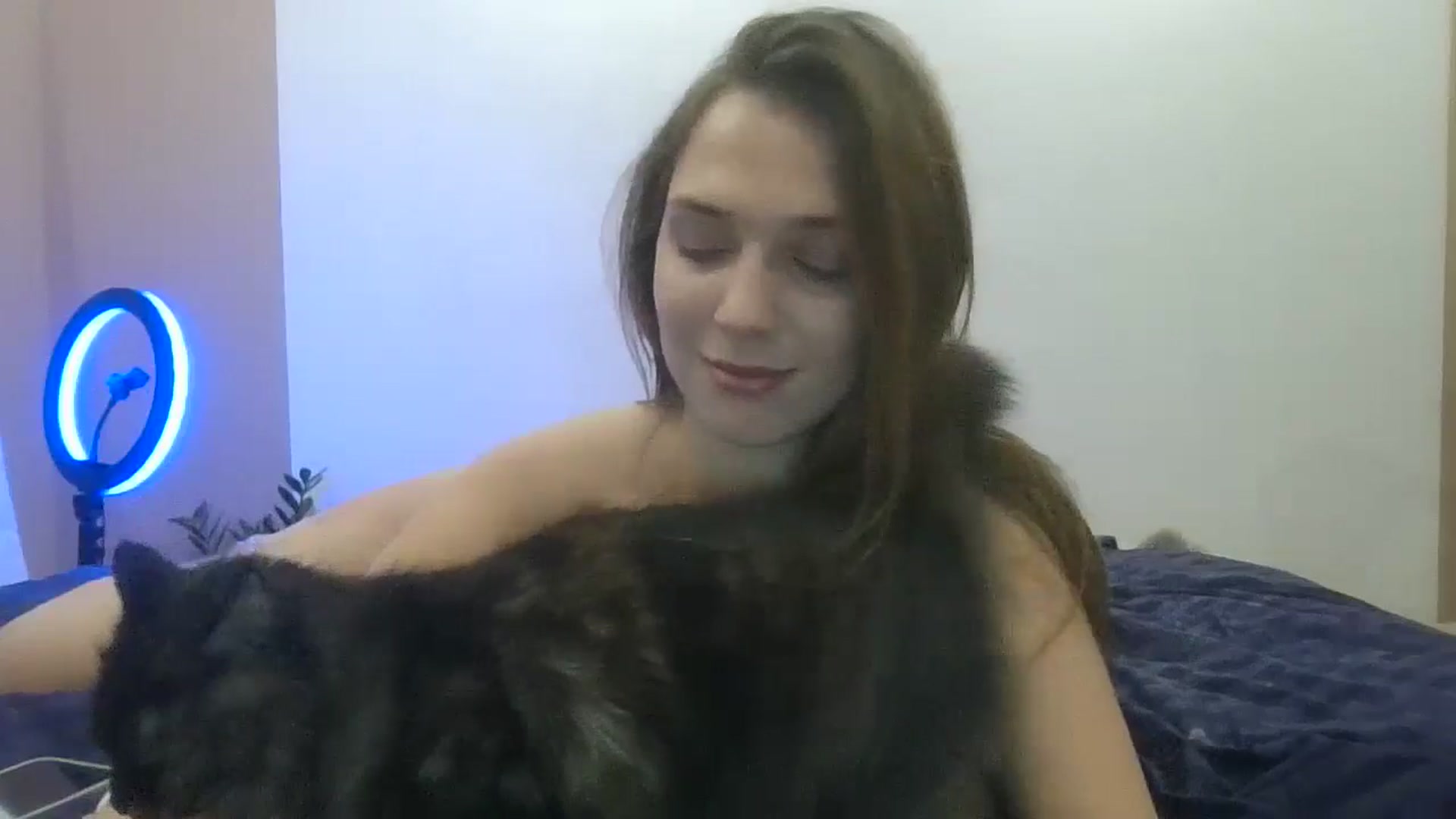 Gallery image thumbnail from HaleyReed's myfreecams stream on, 02/06/2025, 14:45 image 12 of 20