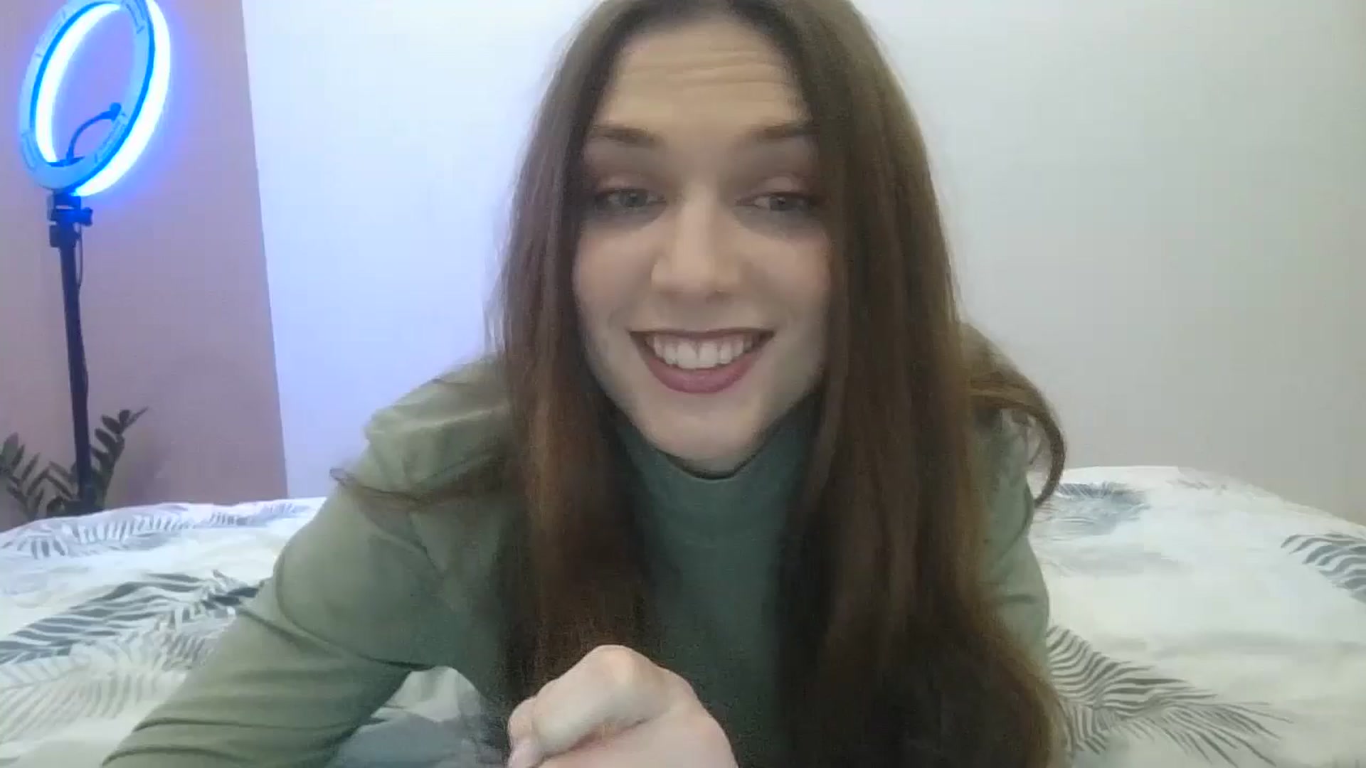 Gallery image thumbnail from HaleyReed's myfreecams stream on, 02/14/2025, 12:03 image 10 of 20