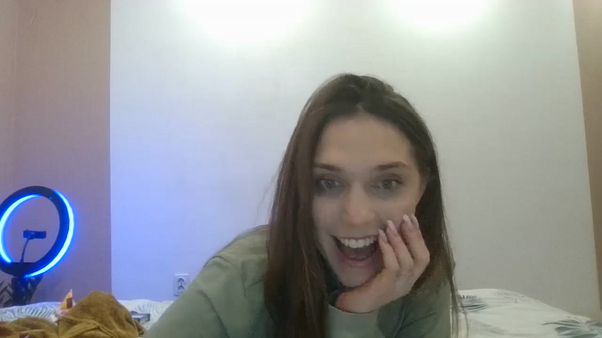Gallery image thumbnail from HaleyReed's myfreecams stream on, 02/14/2025, 14:10 image 20 of 20