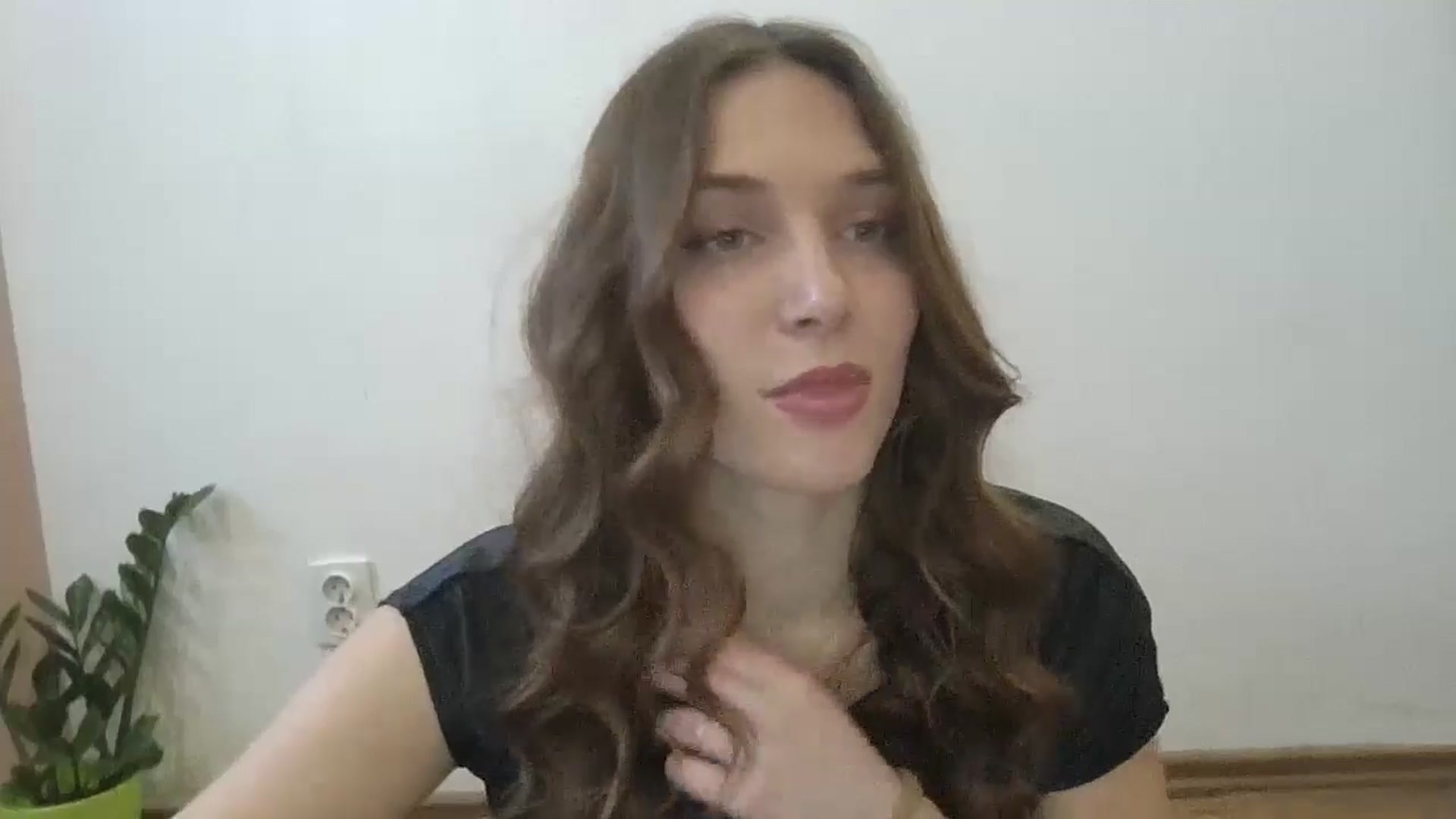 Gallery image thumbnail from HaleyReed's myfreecams stream on, 02/16/2025, 12:36 image 9 of 20