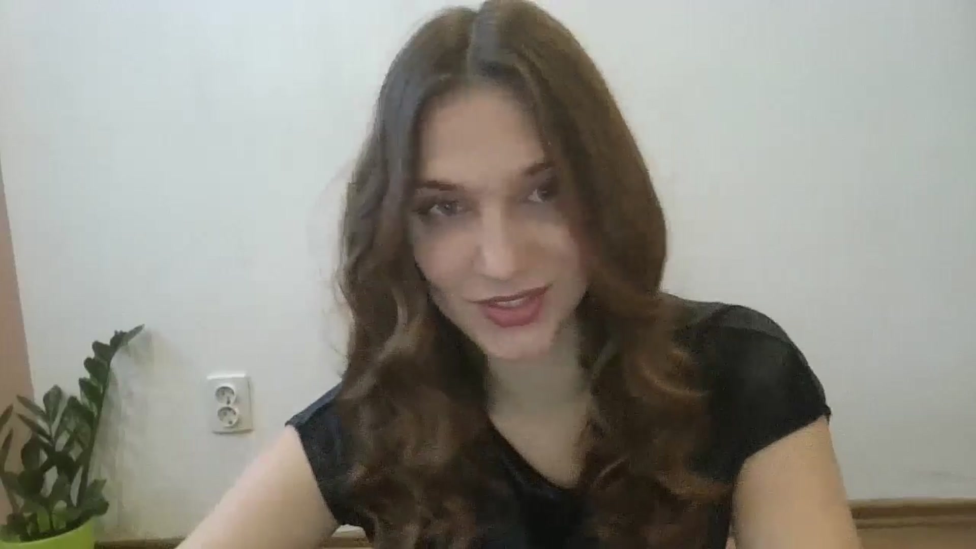 Gallery image thumbnail from HaleyReed's myfreecams stream on, 02/16/2025, 12:36 image 10 of 20