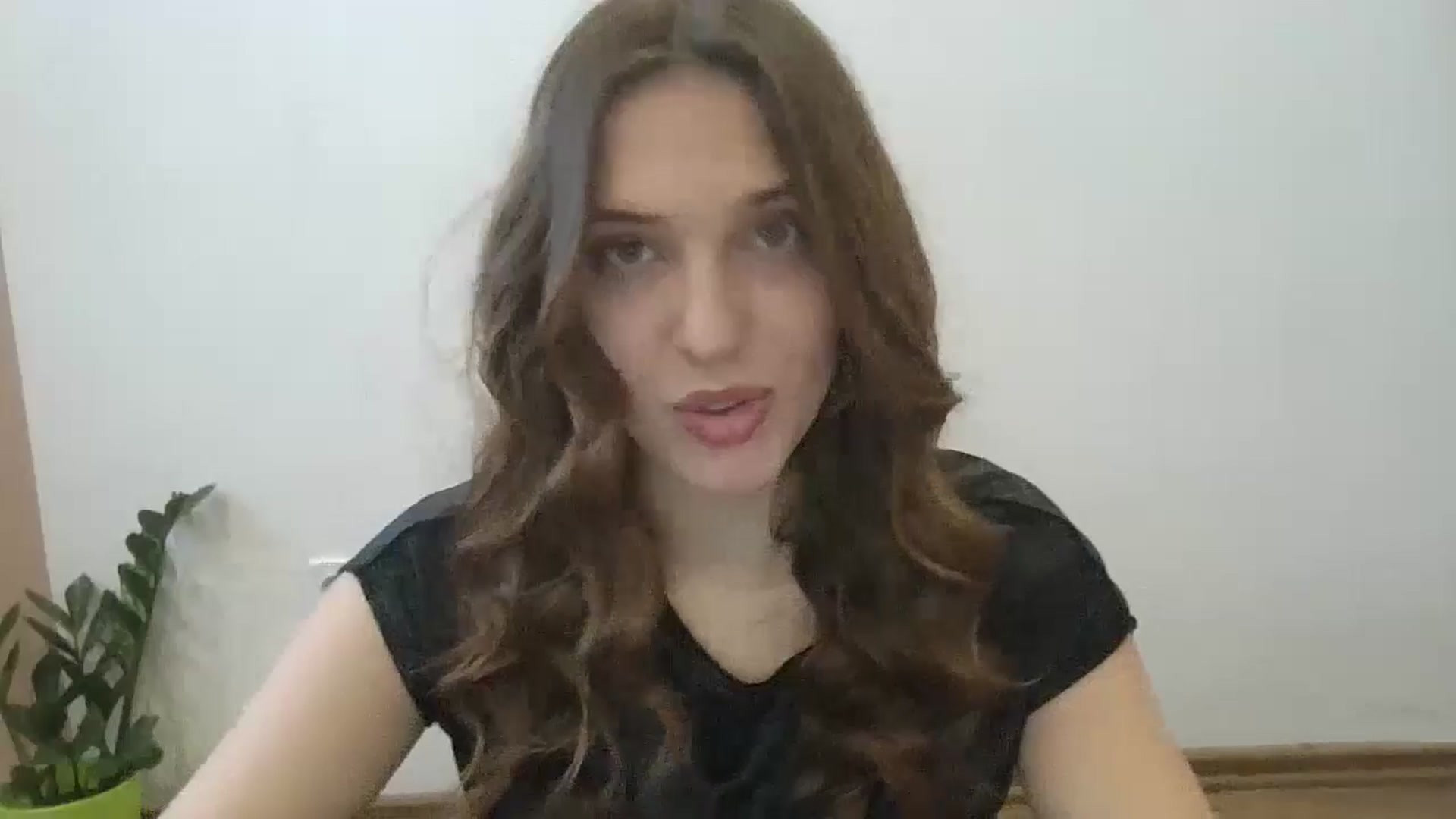 Gallery image thumbnail from HaleyReed's myfreecams stream on, 02/16/2025, 12:36 image 5 of 20