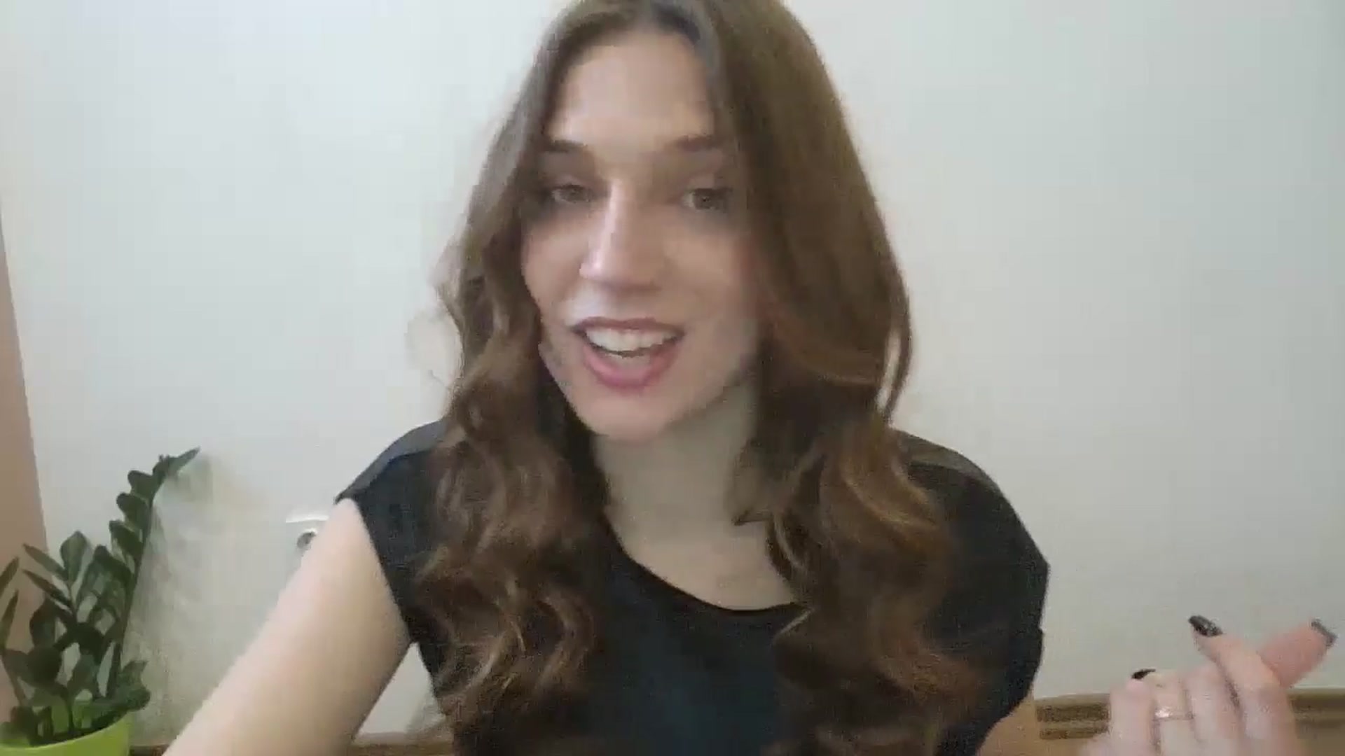 Gallery image thumbnail from HaleyReed's myfreecams stream on, 02/16/2025, 12:36 image 6 of 20