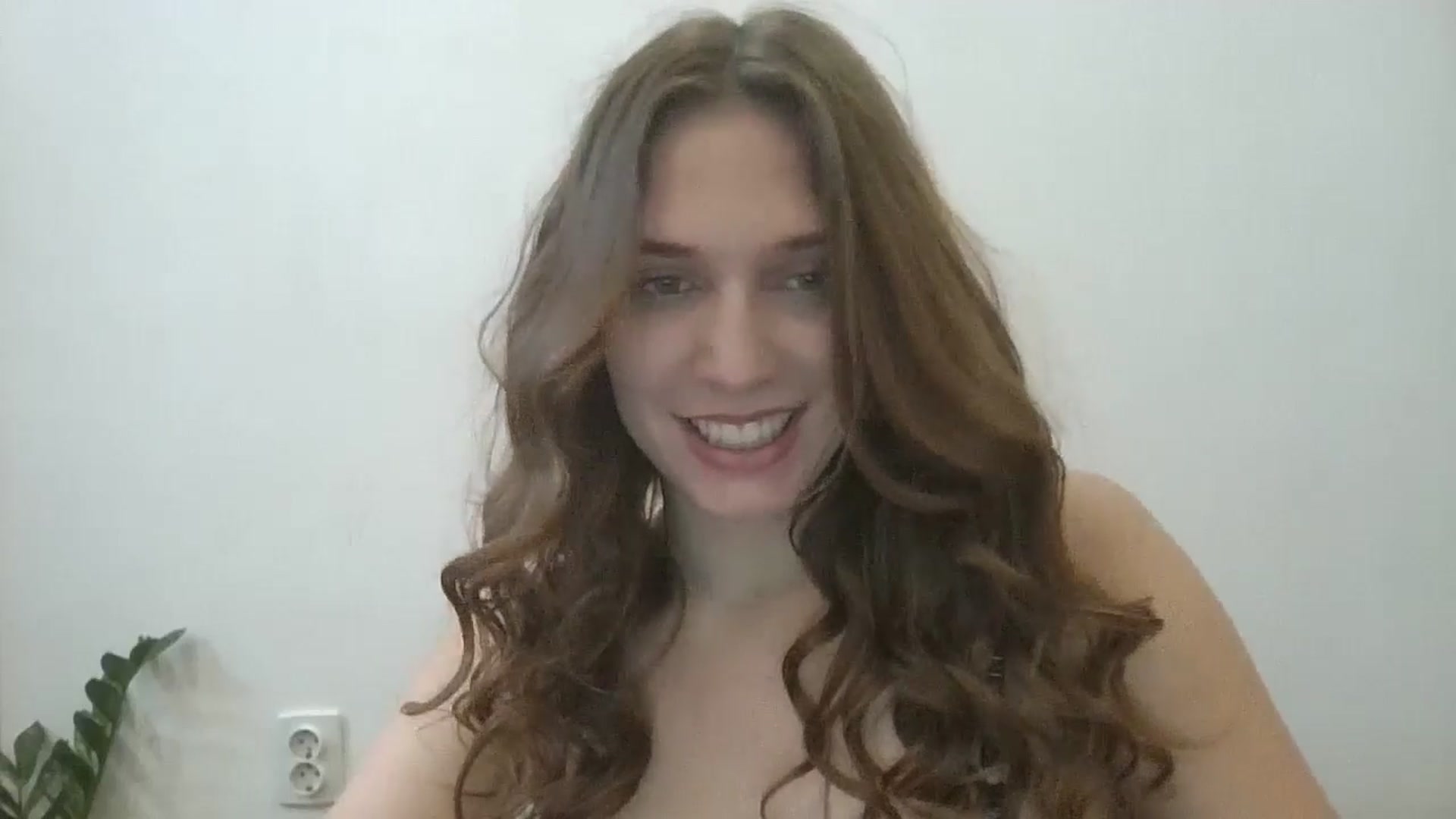 Gallery image thumbnail from HaleyReed's myfreecams stream on, 02/16/2025, 14:06 image 2 of 20