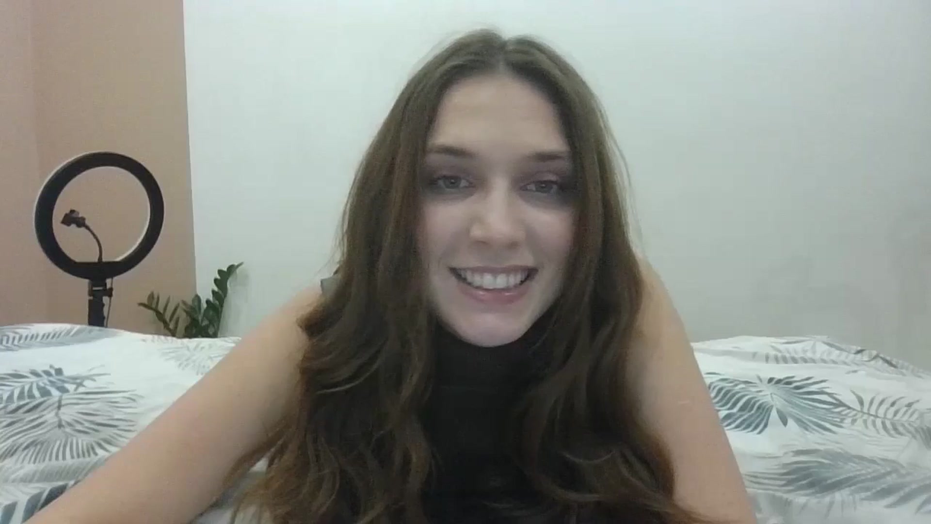 Gallery image thumbnail from HaleyReed's myfreecams stream on, 02/17/2025, 15:43 image 13 of 20