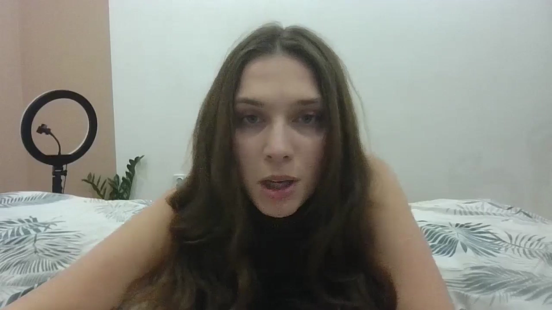 Gallery image thumbnail from HaleyReed's myfreecams stream on, 02/17/2025, 15:43 image 15 of 20