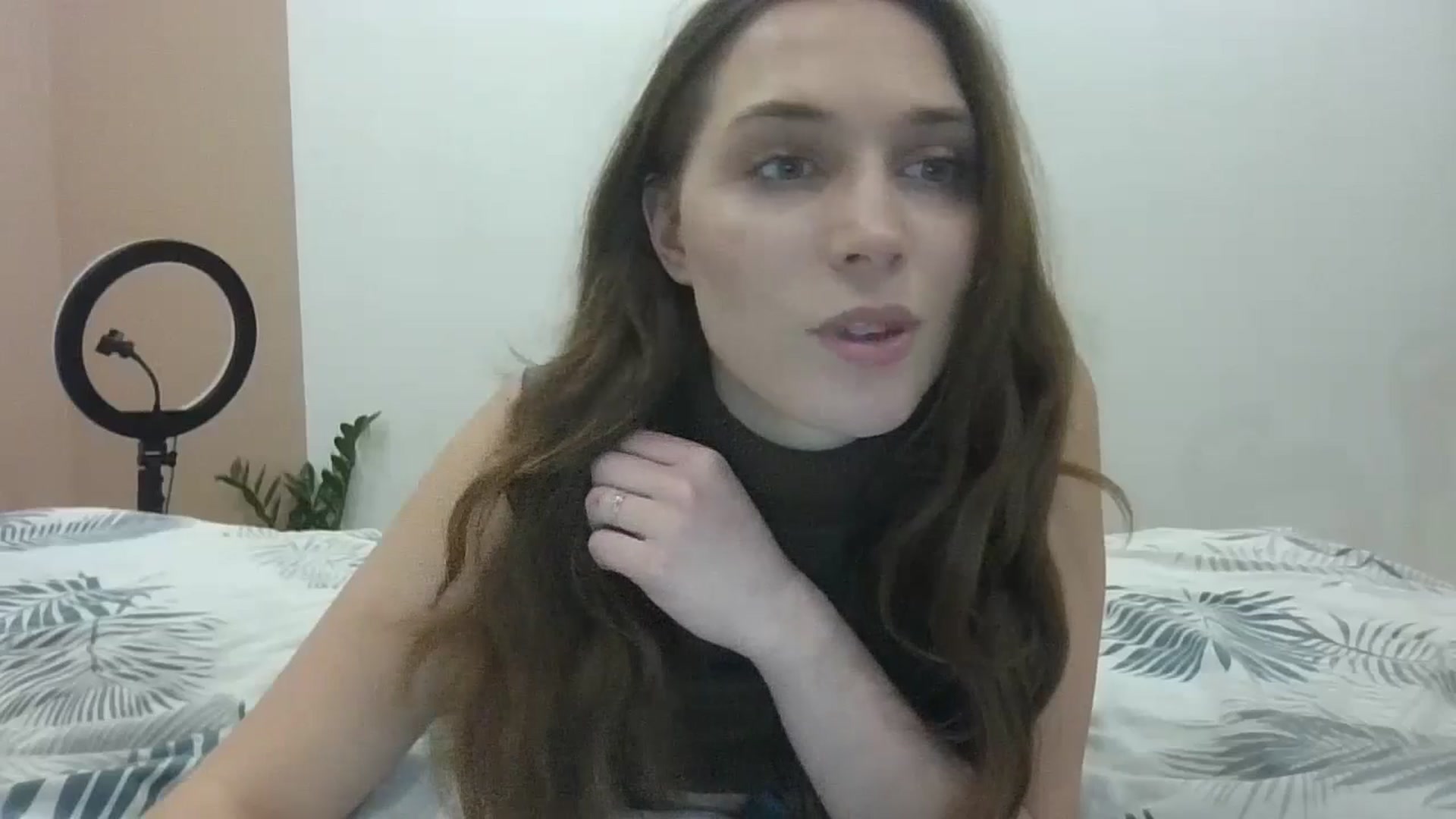 Gallery image thumbnail from HaleyReed's myfreecams stream on, 02/17/2025, 15:43 image 10 of 20