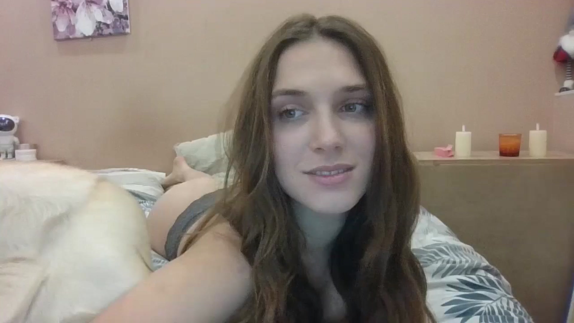 Gallery image thumbnail from HaleyReed's myfreecams stream on, 02/17/2025, 17:46 image 3 of 20