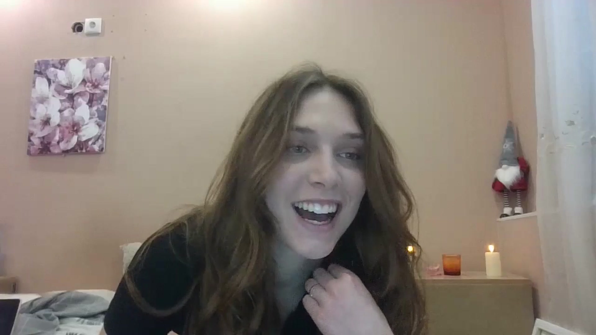 Gallery image thumbnail from HaleyReed's myfreecams stream on, 02/19/2025, 15:10 image 6 of 20