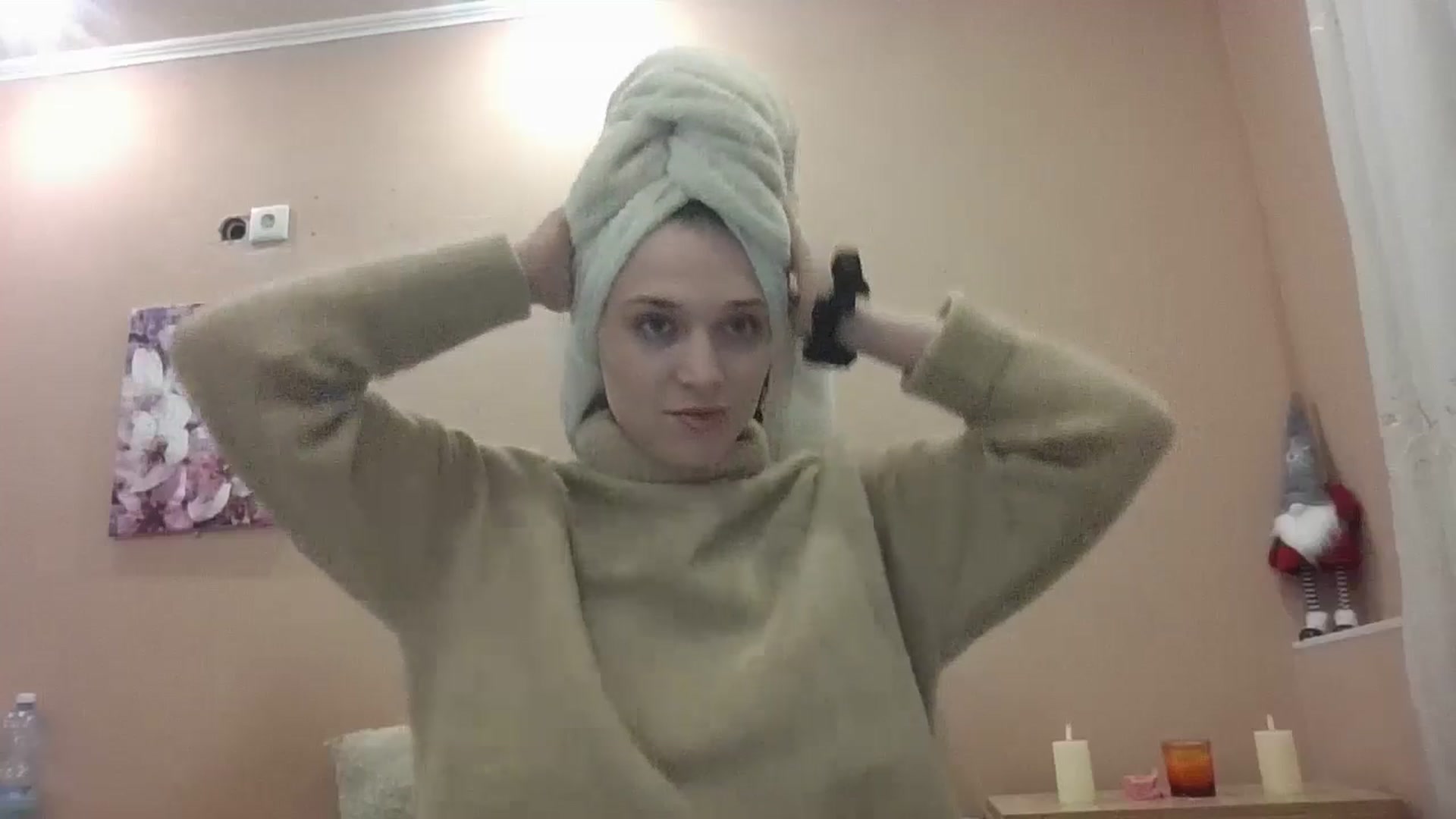 Gallery image thumbnail from HaleyReed's myfreecams stream on, 02/19/2025, 16:42 image 16 of 20