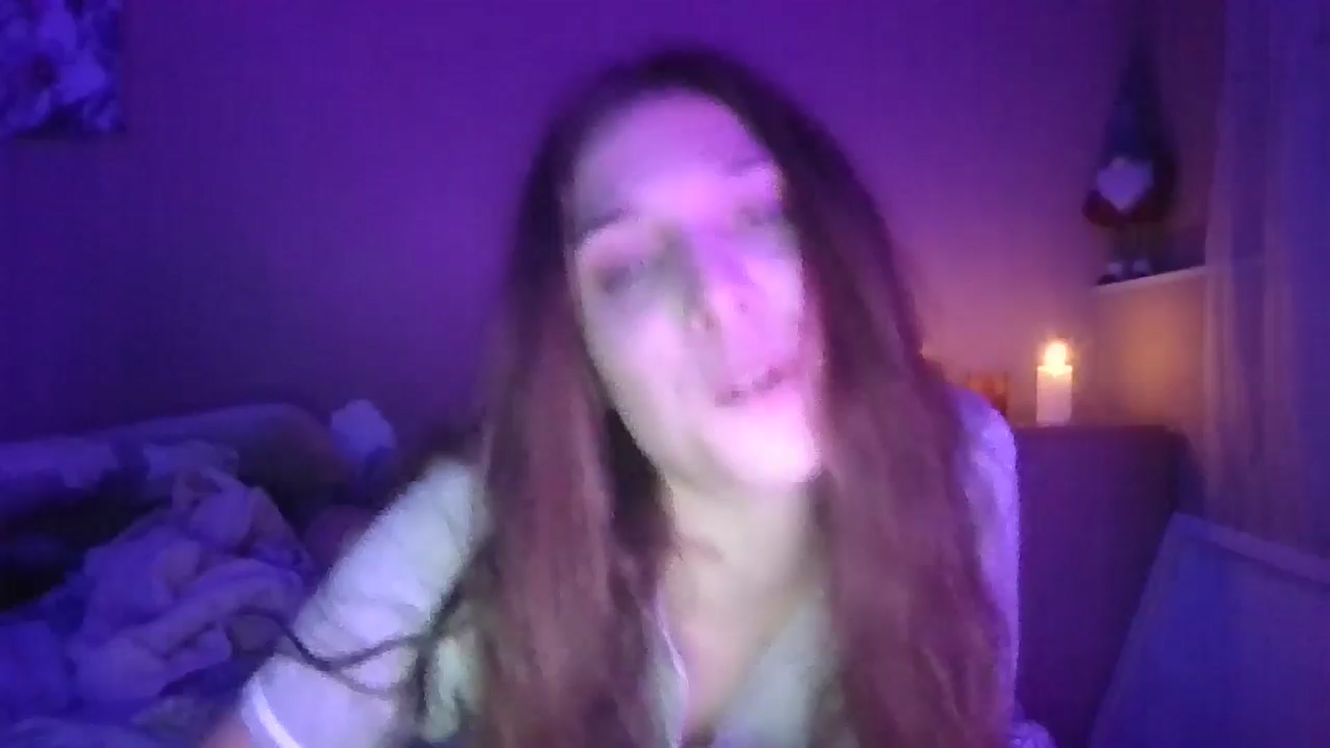 Gallery image thumbnail from HaleyReed's myfreecams stream on, 02/19/2025, 18:35 image 1 of 20