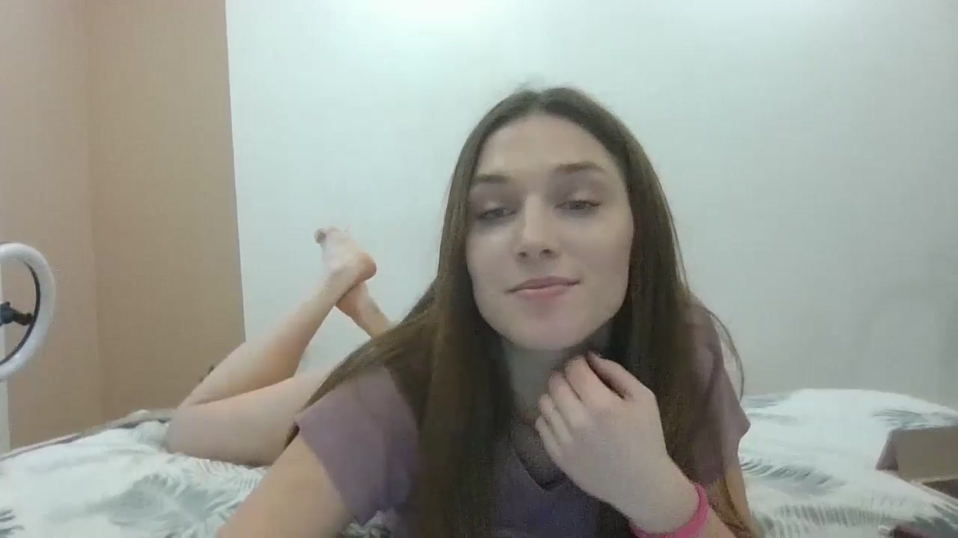 Gallery image thumbnail from HaleyReed's myfreecams stream on, 02/20/2025, 15:24 image 4 of 20