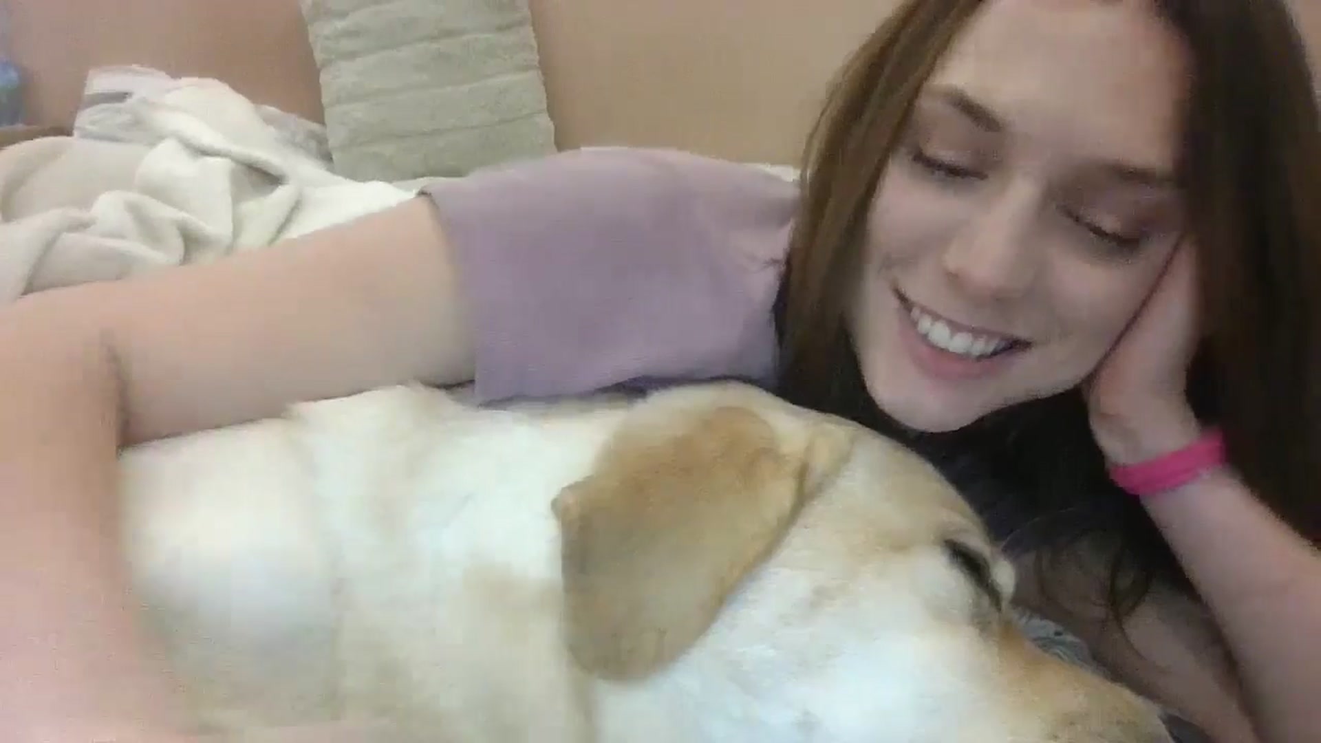 Gallery image thumbnail from HaleyReed's myfreecams stream on, 02/20/2025, 16:19 image 10 of 20