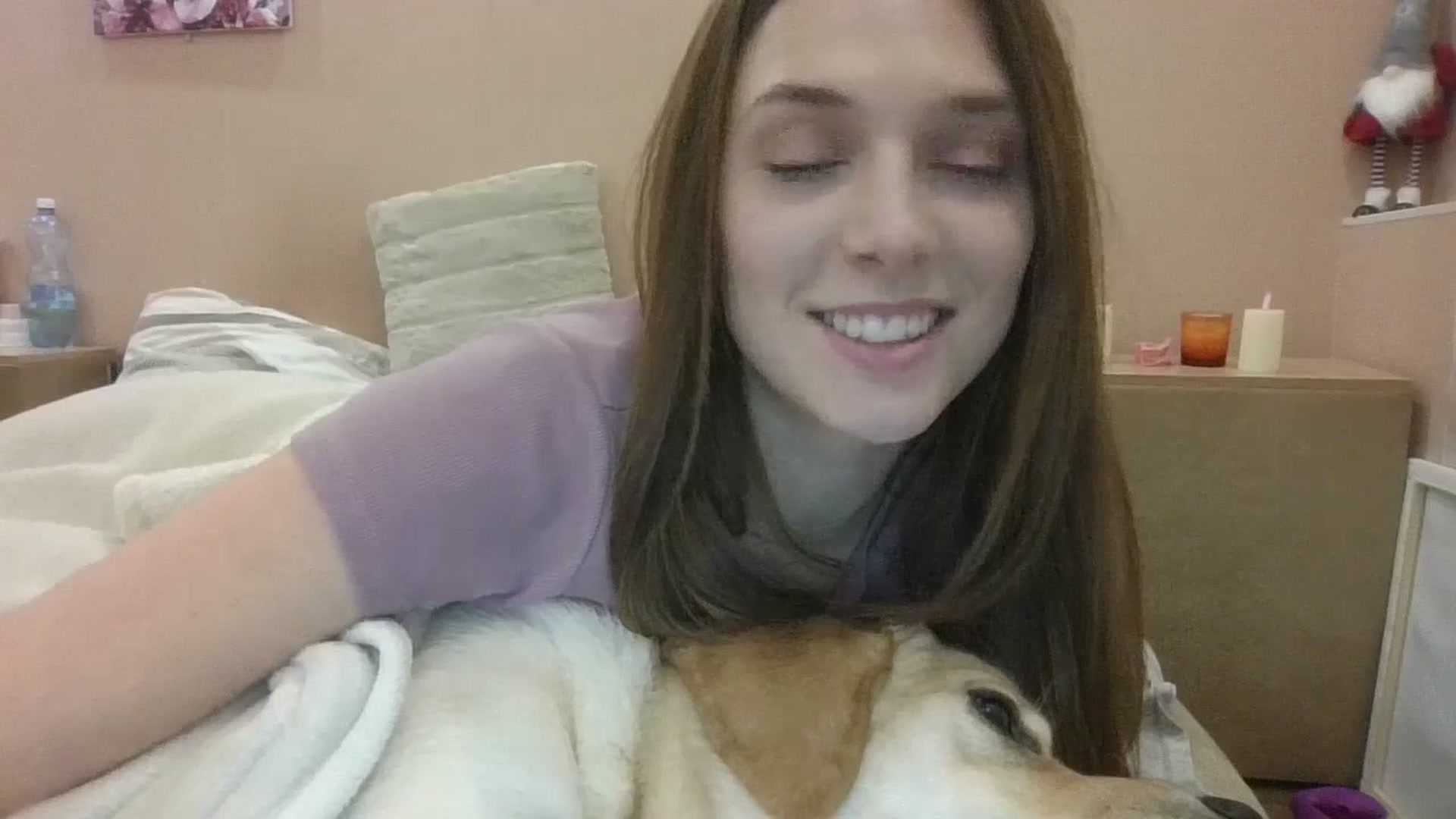 Gallery image thumbnail from HaleyReed's myfreecams stream on, 02/20/2025, 16:19 image 15 of 20