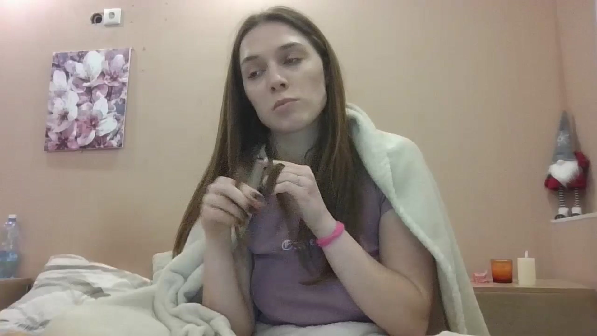 Gallery image thumbnail from HaleyReed's myfreecams stream on, 02/20/2025, 17:24 image 14 of 20