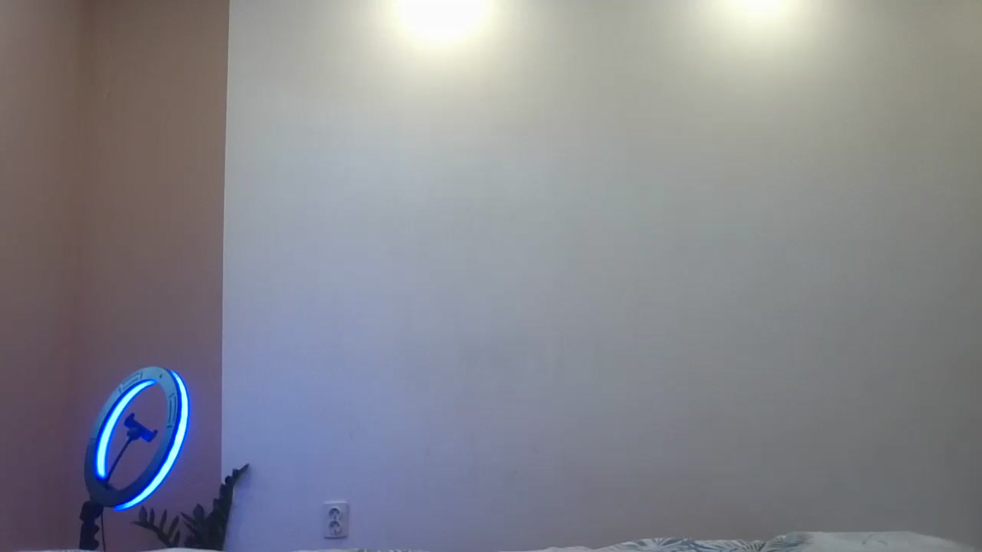 Gallery image thumbnail from HaleyReed's myfreecams stream on, 02/23/2025, 11:58 image 15 of 20