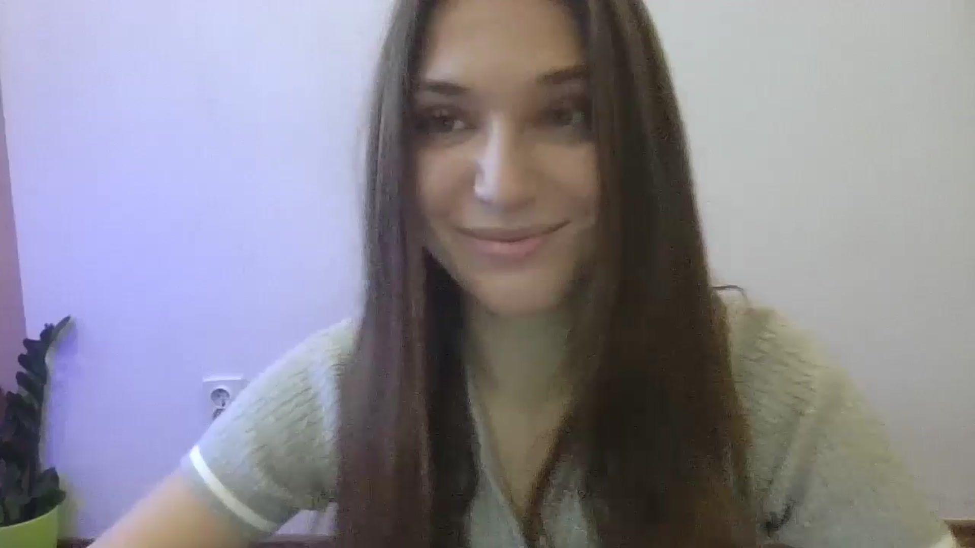 Gallery image thumbnail from HaleyReed's myfreecams stream on, 02/23/2025, 11:58 image 19 of 20