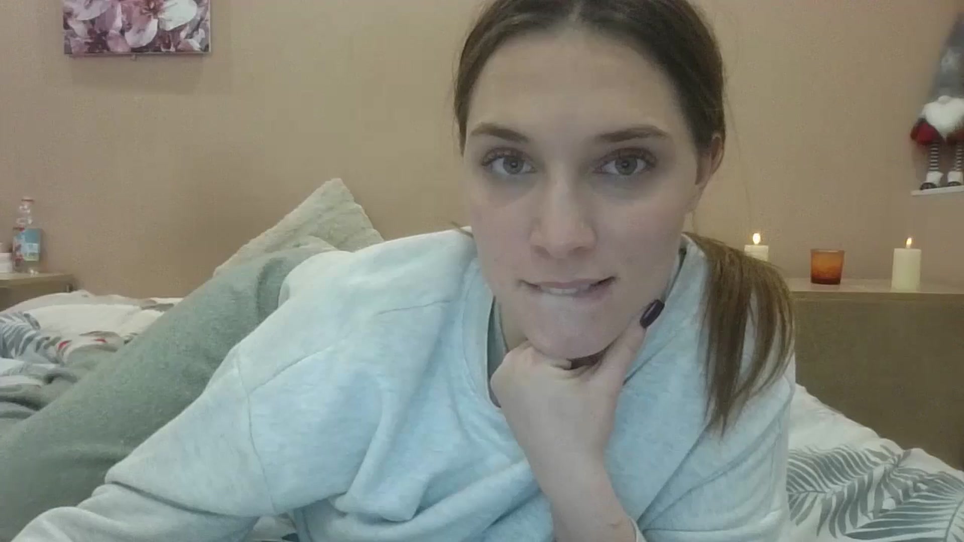 Gallery image thumbnail from HaleyReed's myfreecams stream on, 02/23/2025, 18:14 image 6 of 20