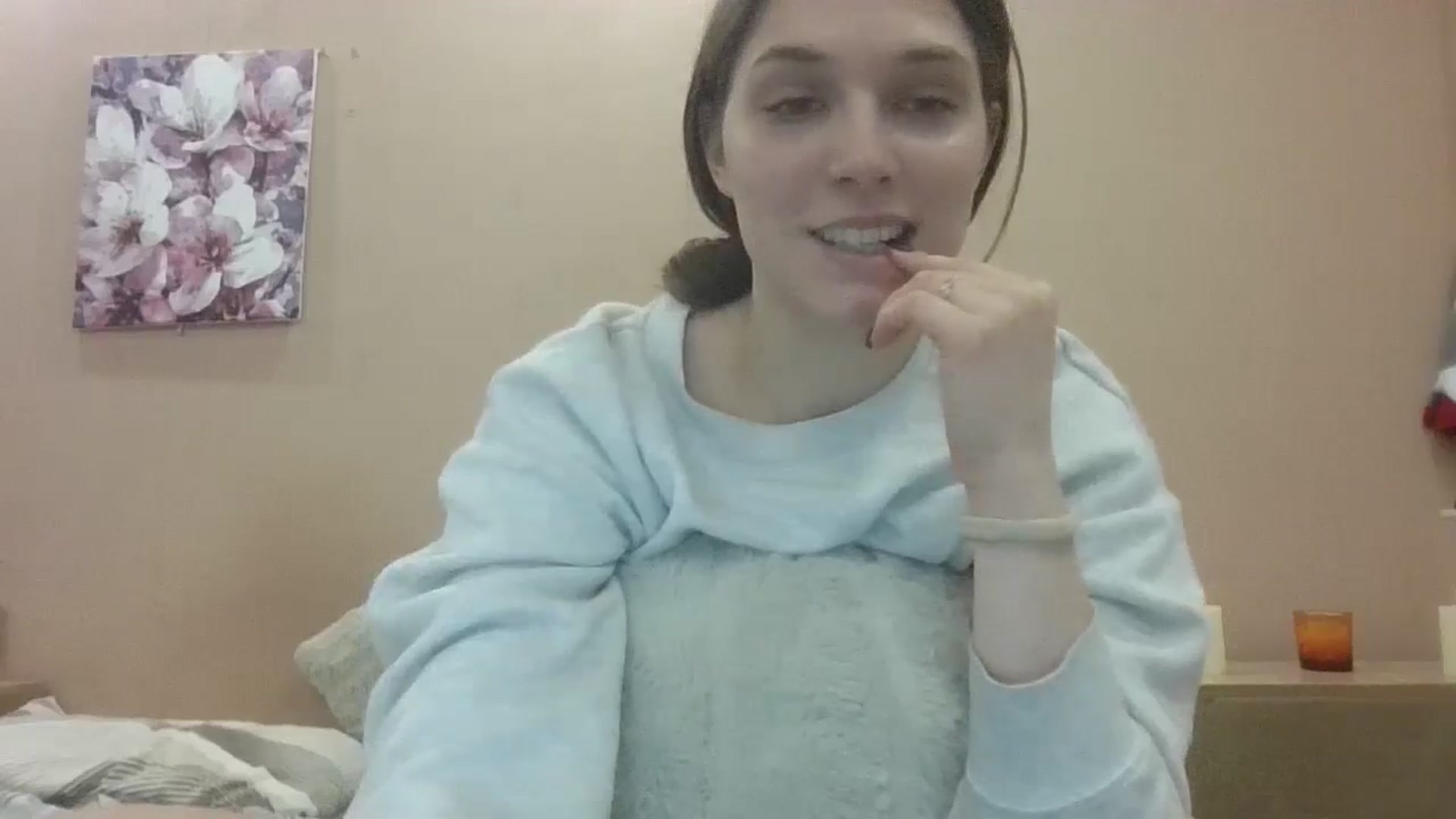 Gallery image thumbnail from HaleyReed's myfreecams stream on, 02/23/2025, 19:32 image 17 of 20
