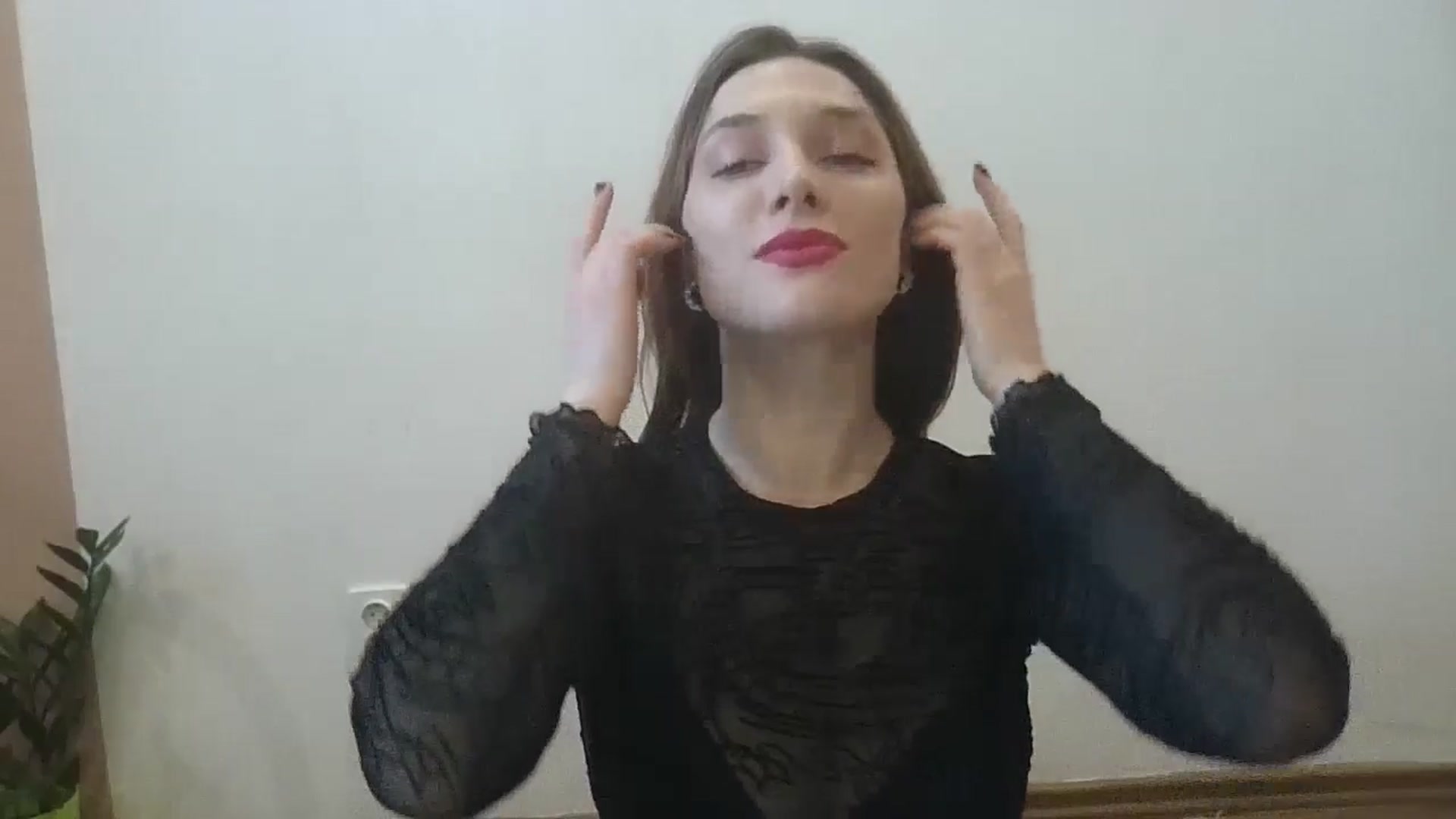 Gallery image thumbnail from HaleyReed's myfreecams stream on, 02/24/2025, 12:40 image 5 of 20