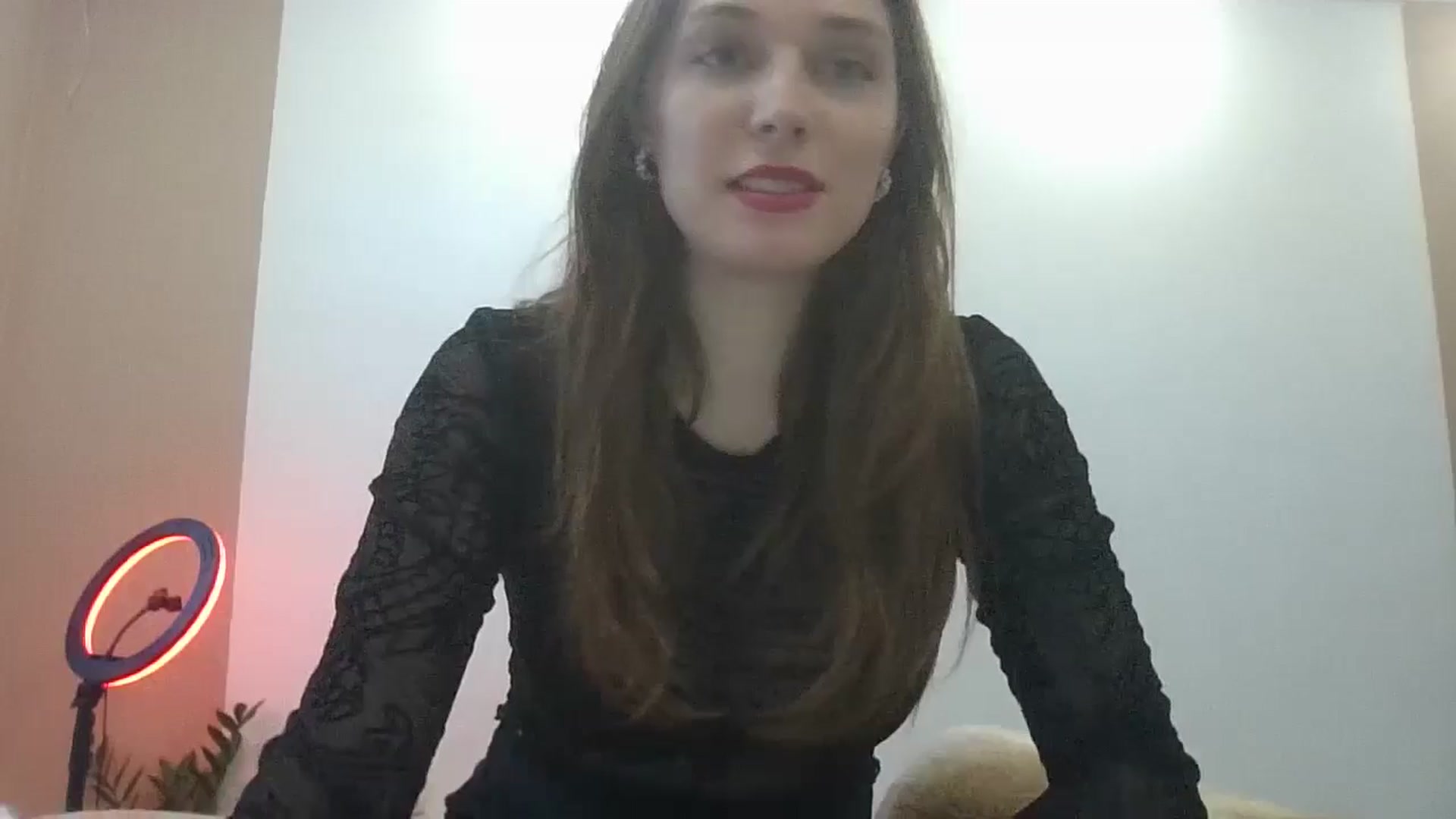 Gallery image thumbnail from HaleyReed's myfreecams stream on, 02/24/2025, 13:53 image 19 of 20