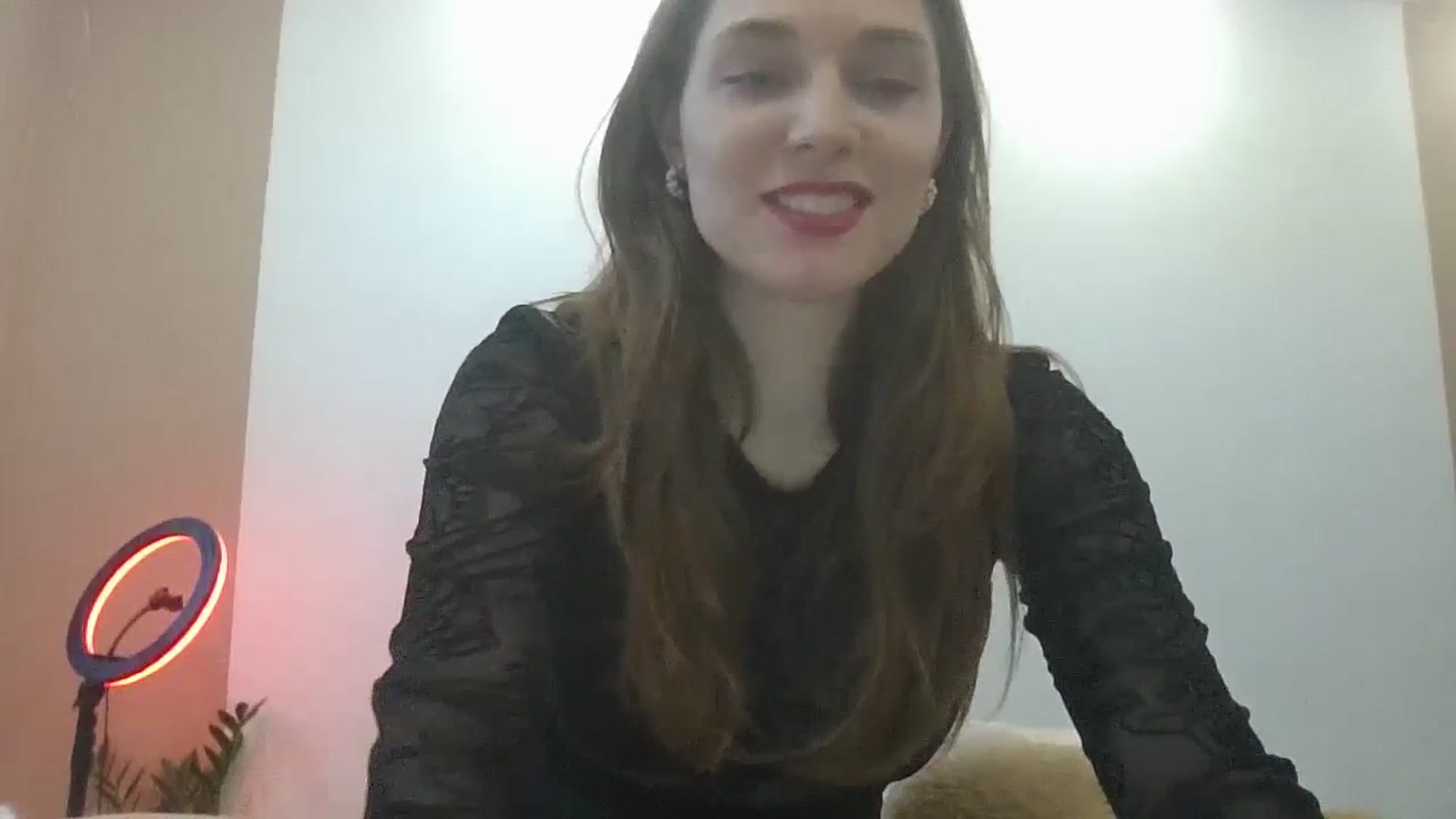 Gallery image thumbnail from HaleyReed's myfreecams stream on, 02/24/2025, 13:53 image 16 of 20