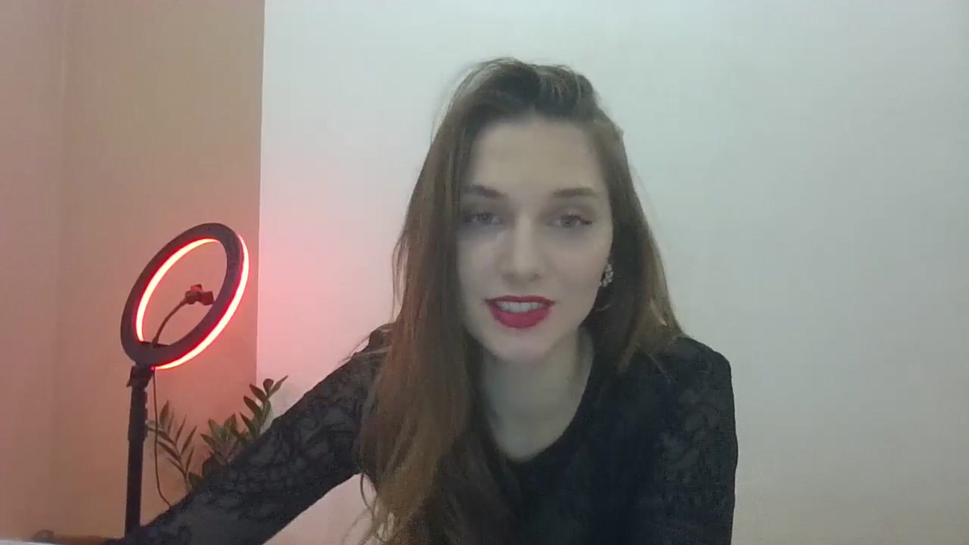 Gallery image thumbnail from HaleyReed's myfreecams stream on, 02/24/2025, 15:20 image 6 of 20